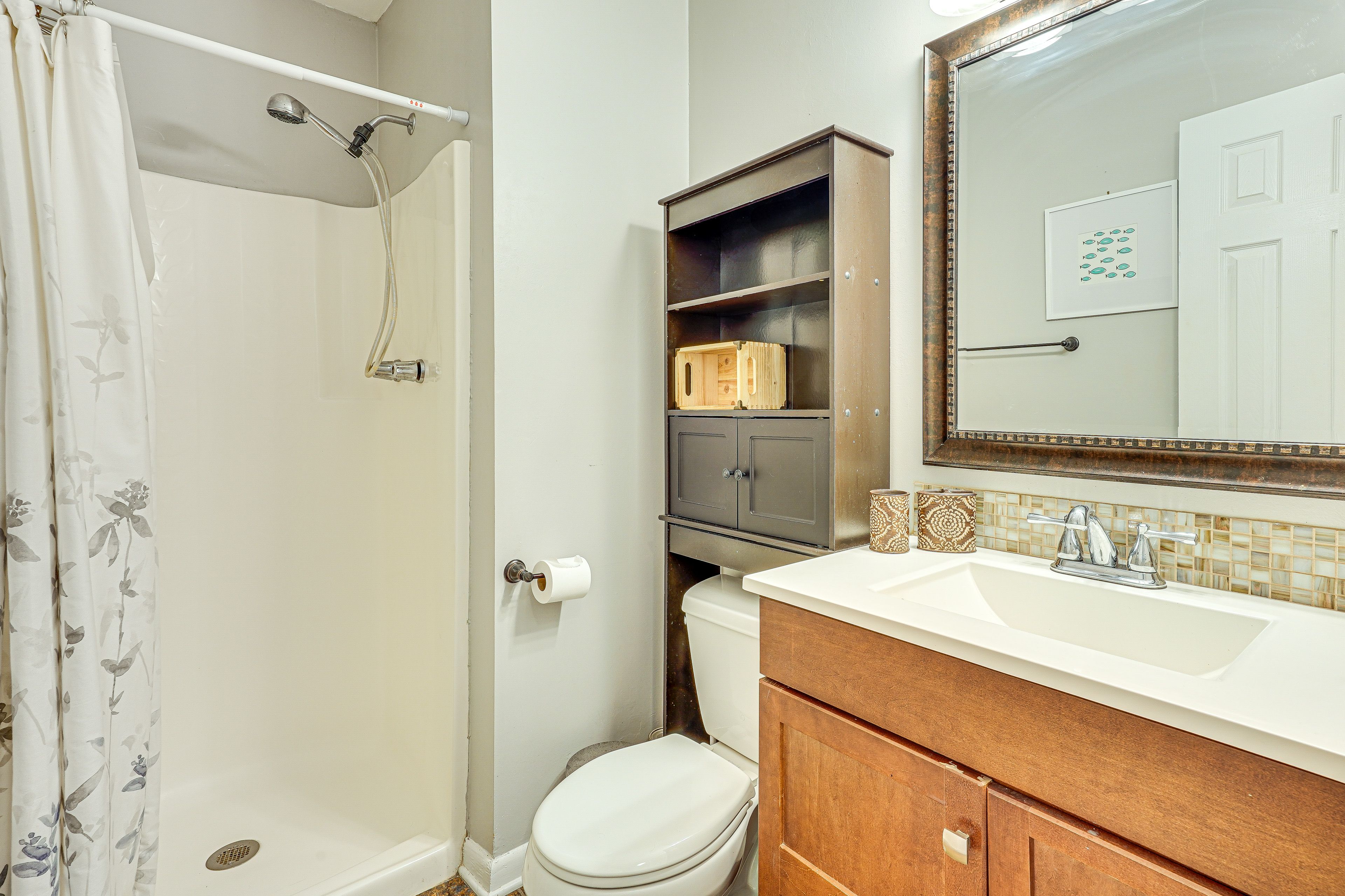 Full Bathroom