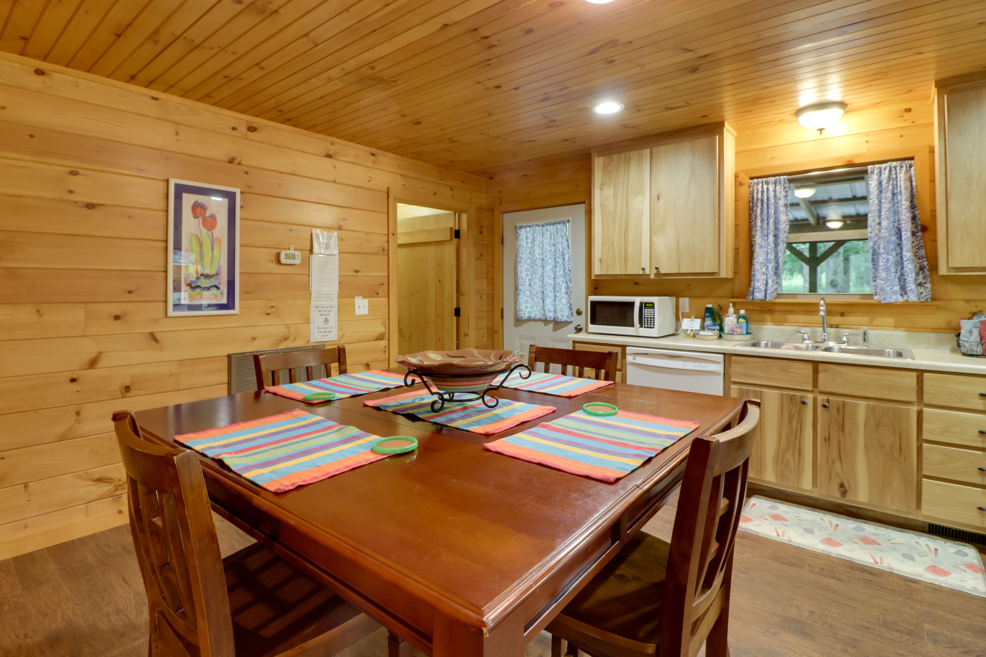 Dining Area | Dishware/Flatware