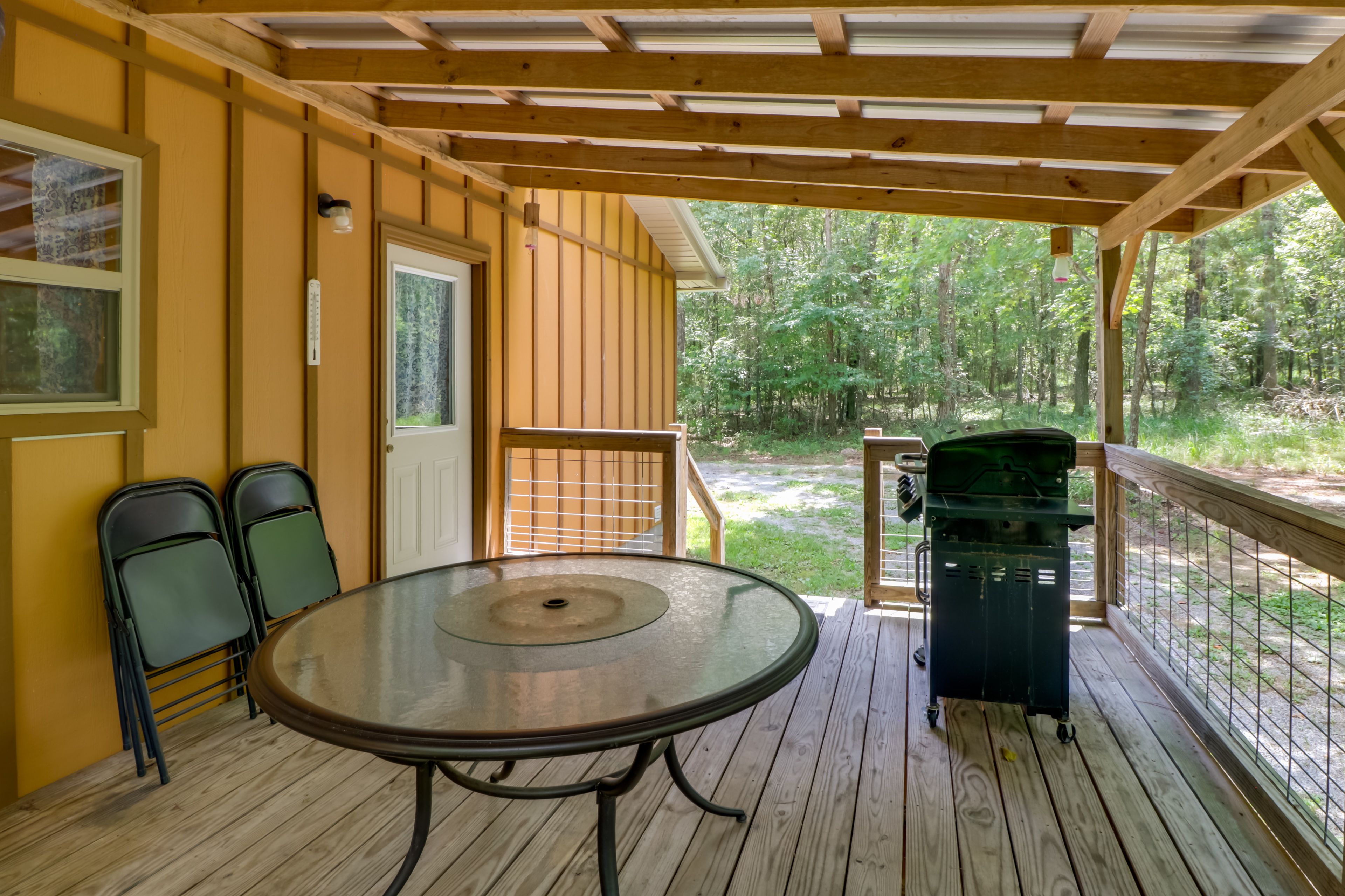 Deck | Outdoor Dining | Gas Grill