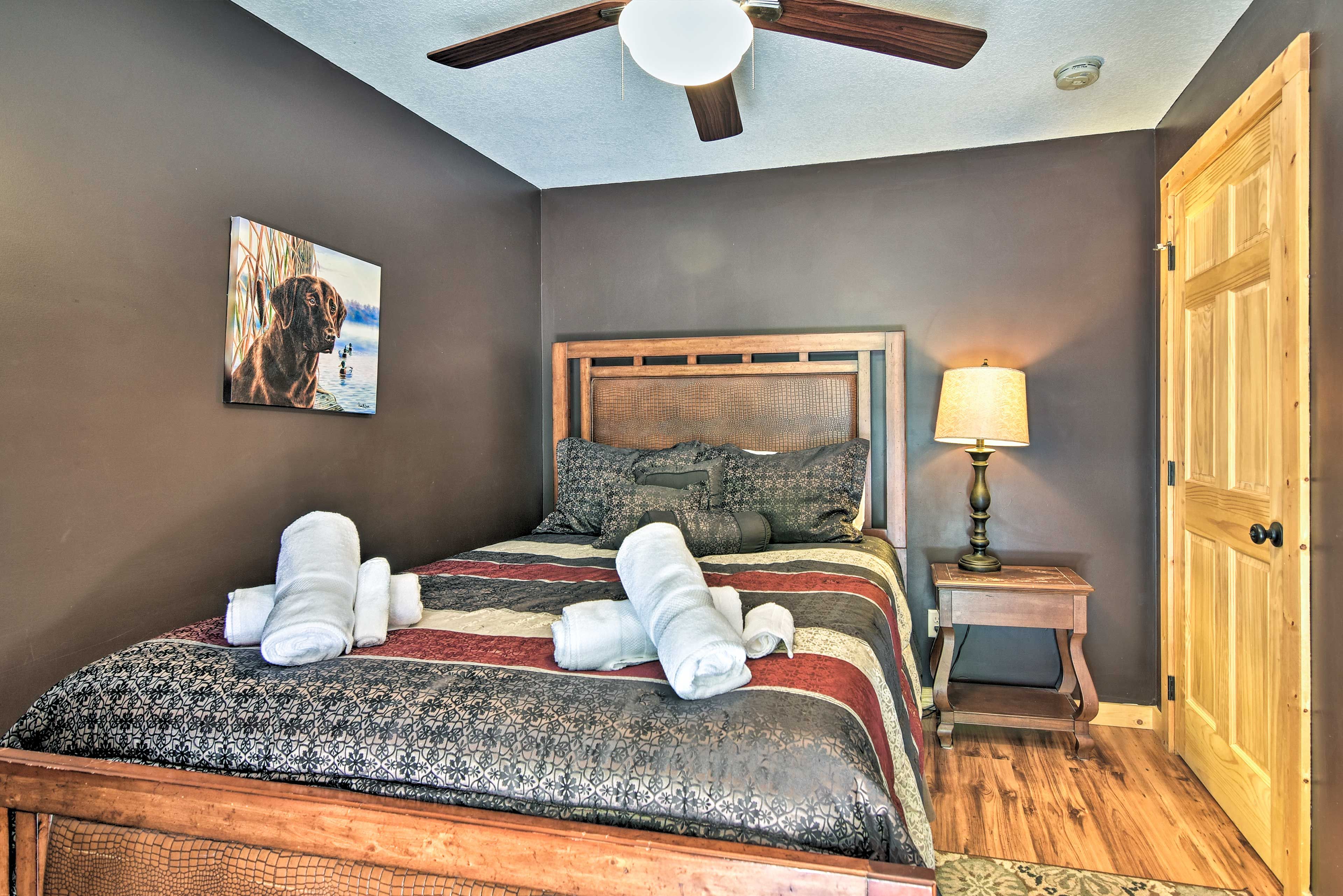 Bedroom 1 | Queen Bed | Linens Provided