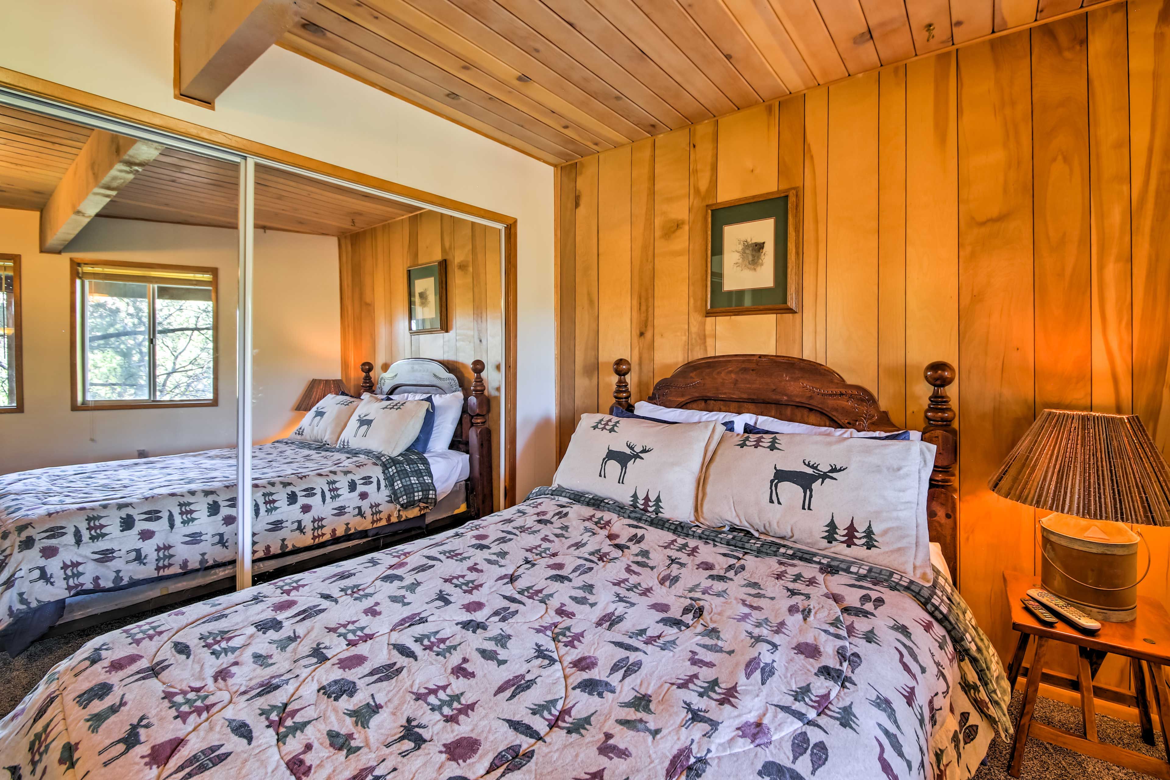 Bedroom 1 | Queen Bed | Linens Provided