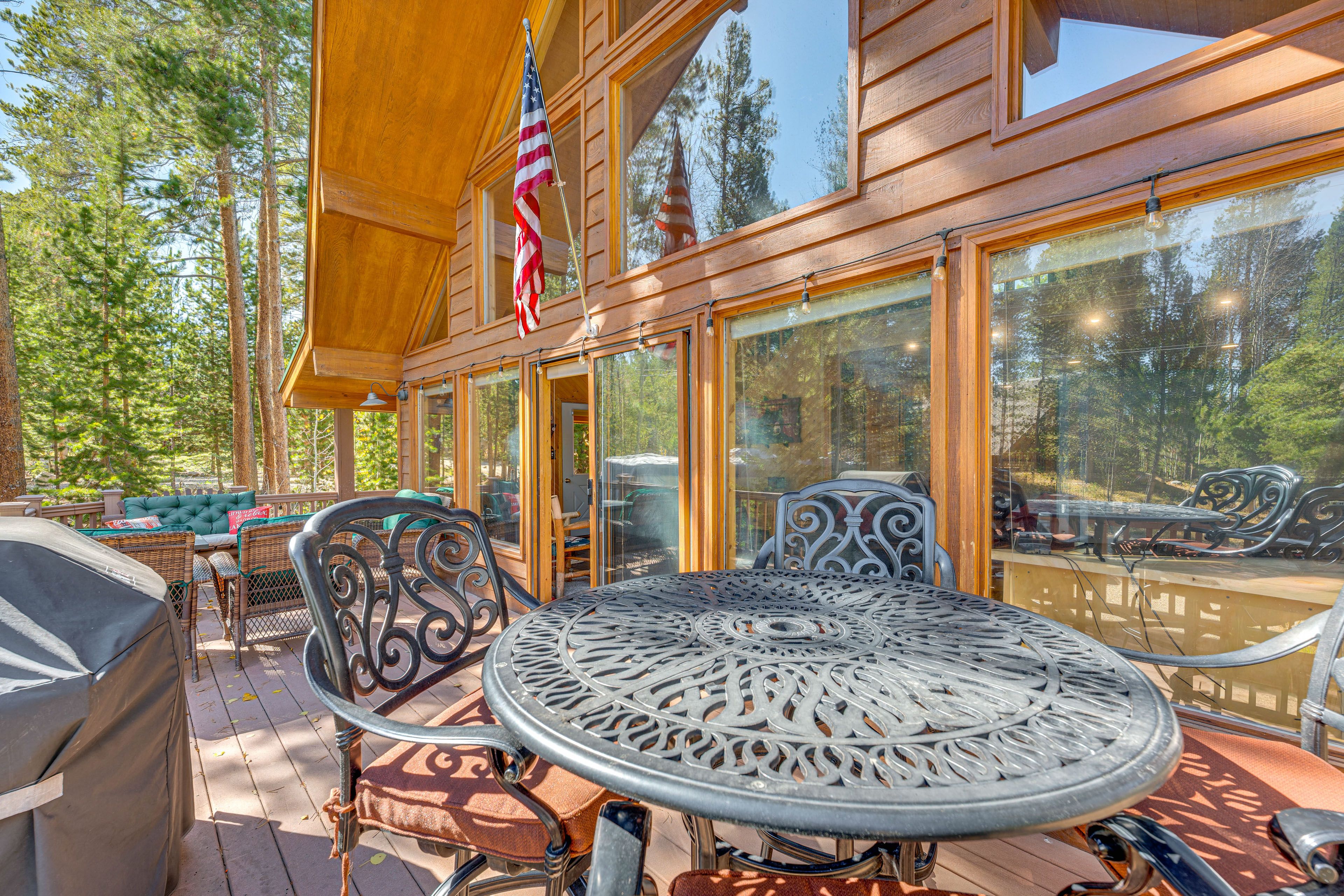 Furnished Deck | Outdoor Dining | Grill | Lounge Area