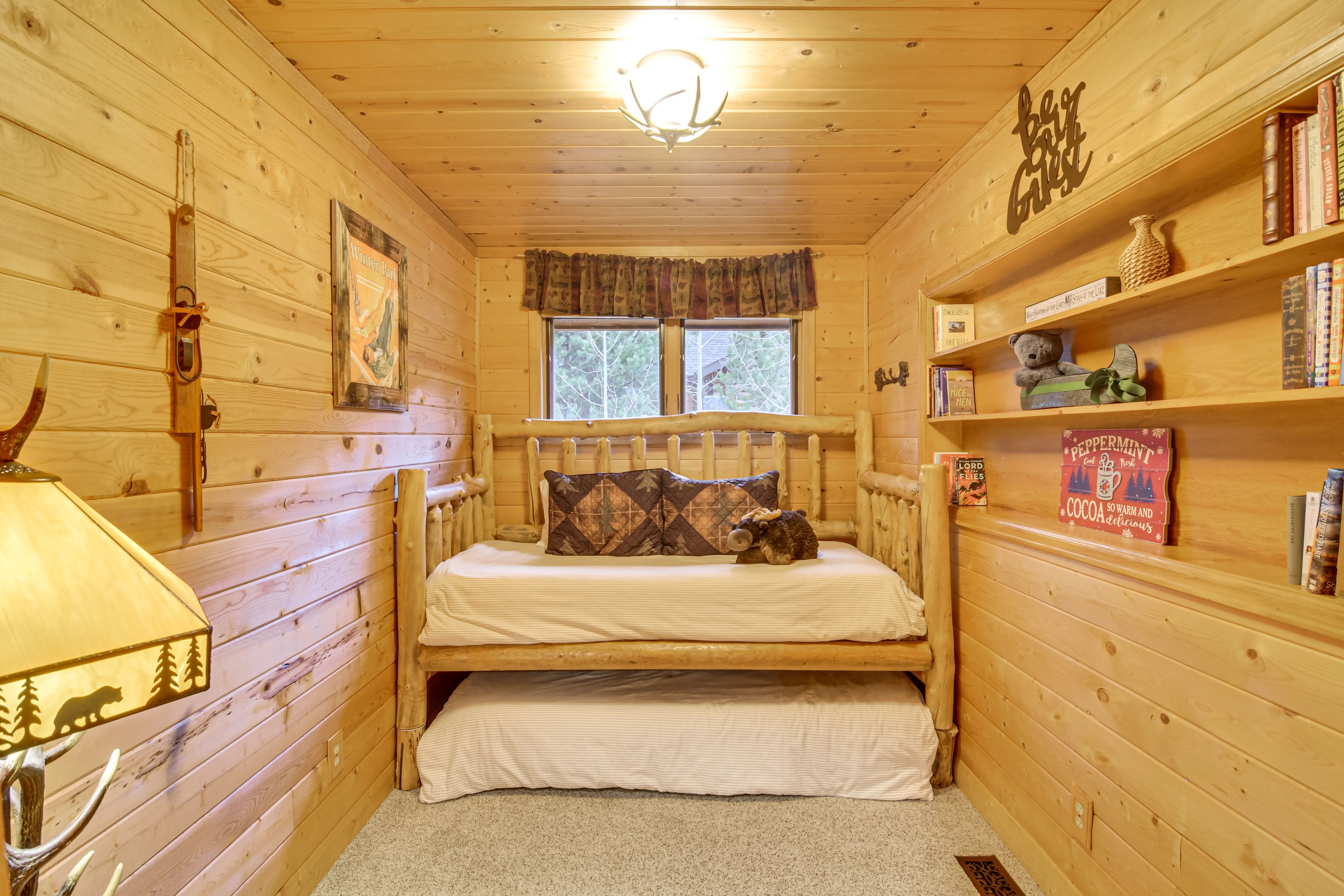 Bedroom 3 | Twin Daybed w/ Twin Trundle | 1st Floor