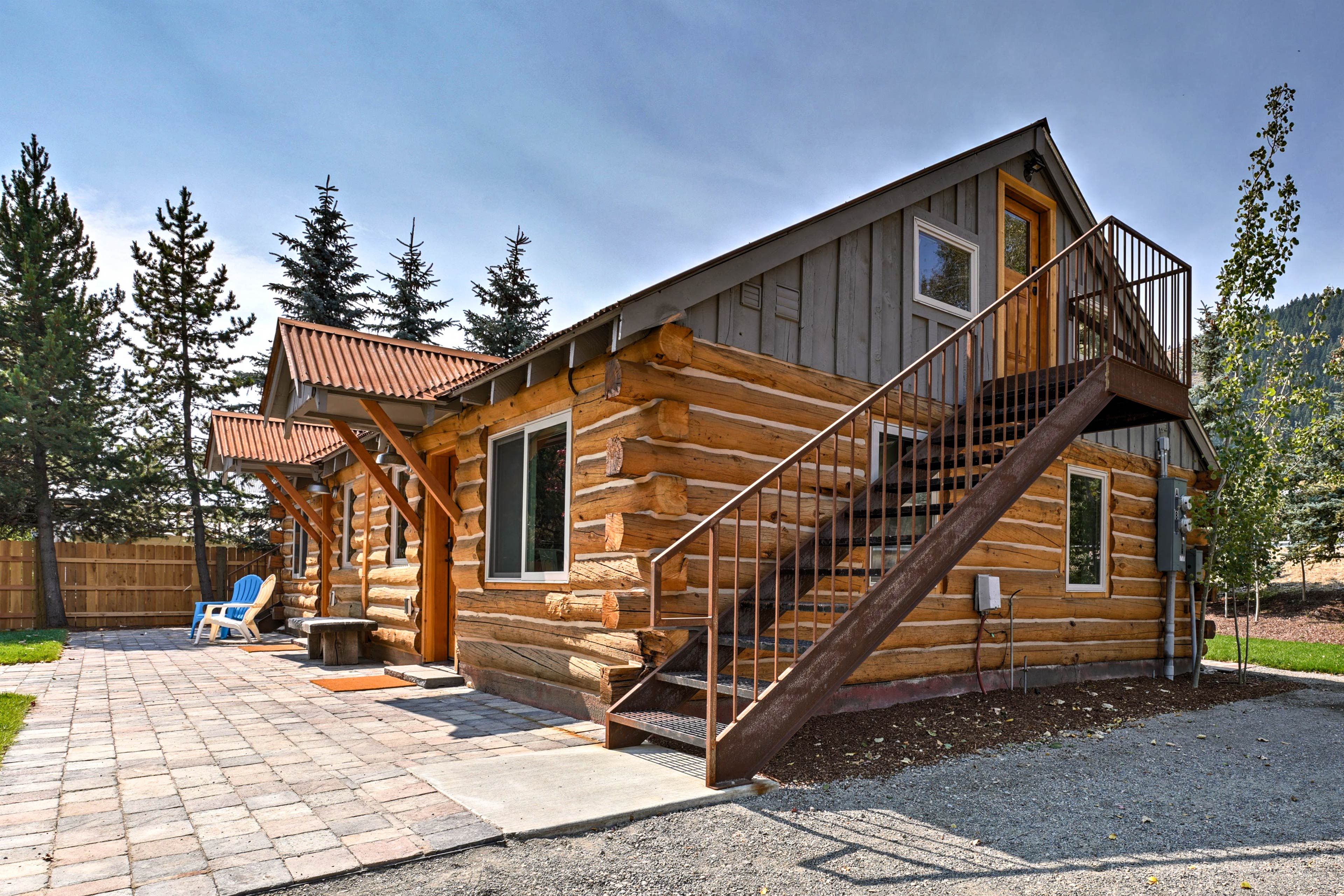 This Ketchum townhome boasts inspiring views of the Red Cliffs.