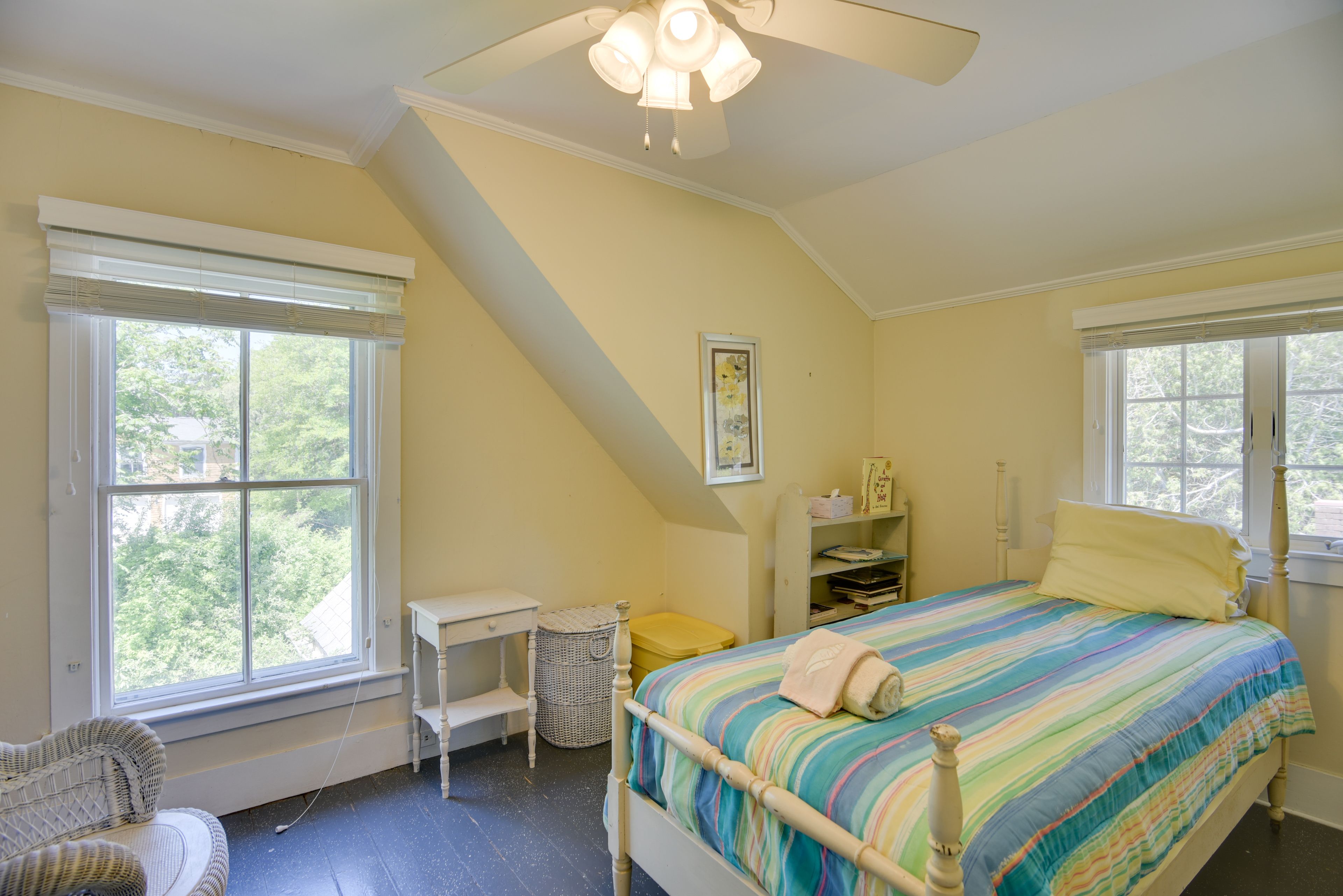 Bedroom 3 | Twin Bed | 2nd Floor