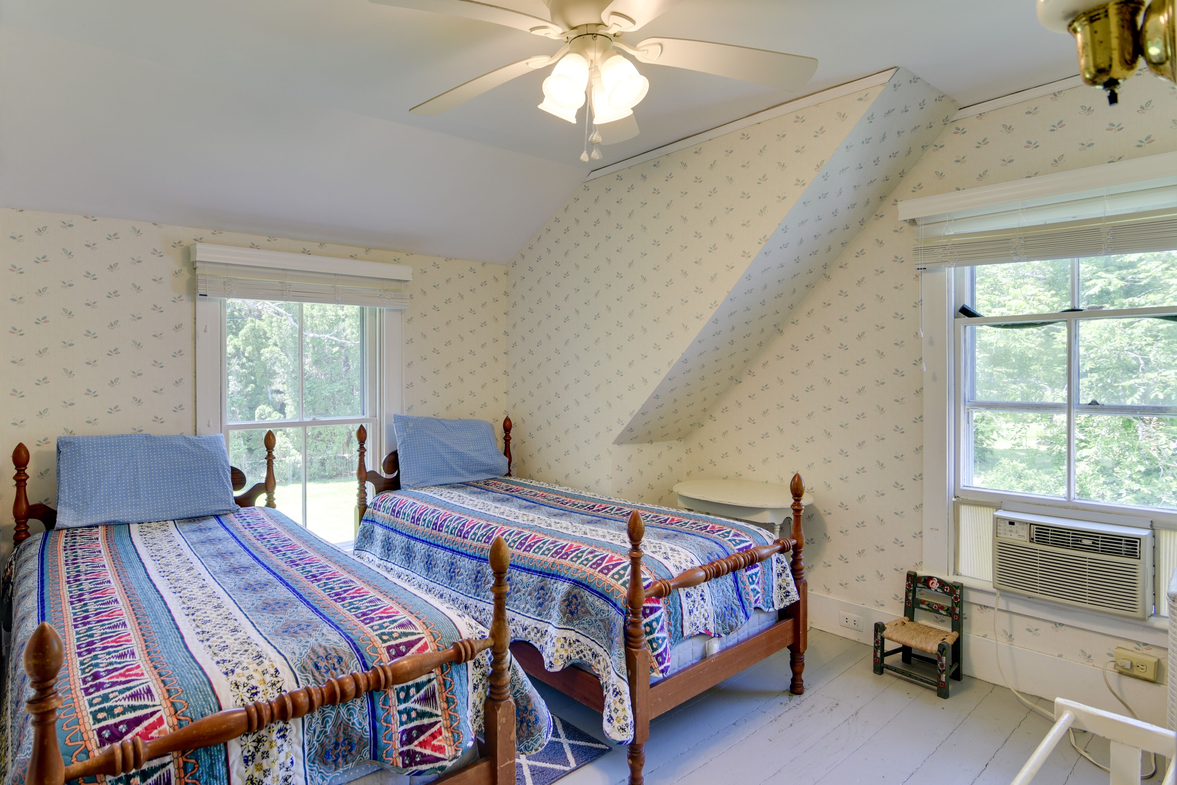 Bedroom 4 | 2 Twin Beds| 2nd Floor