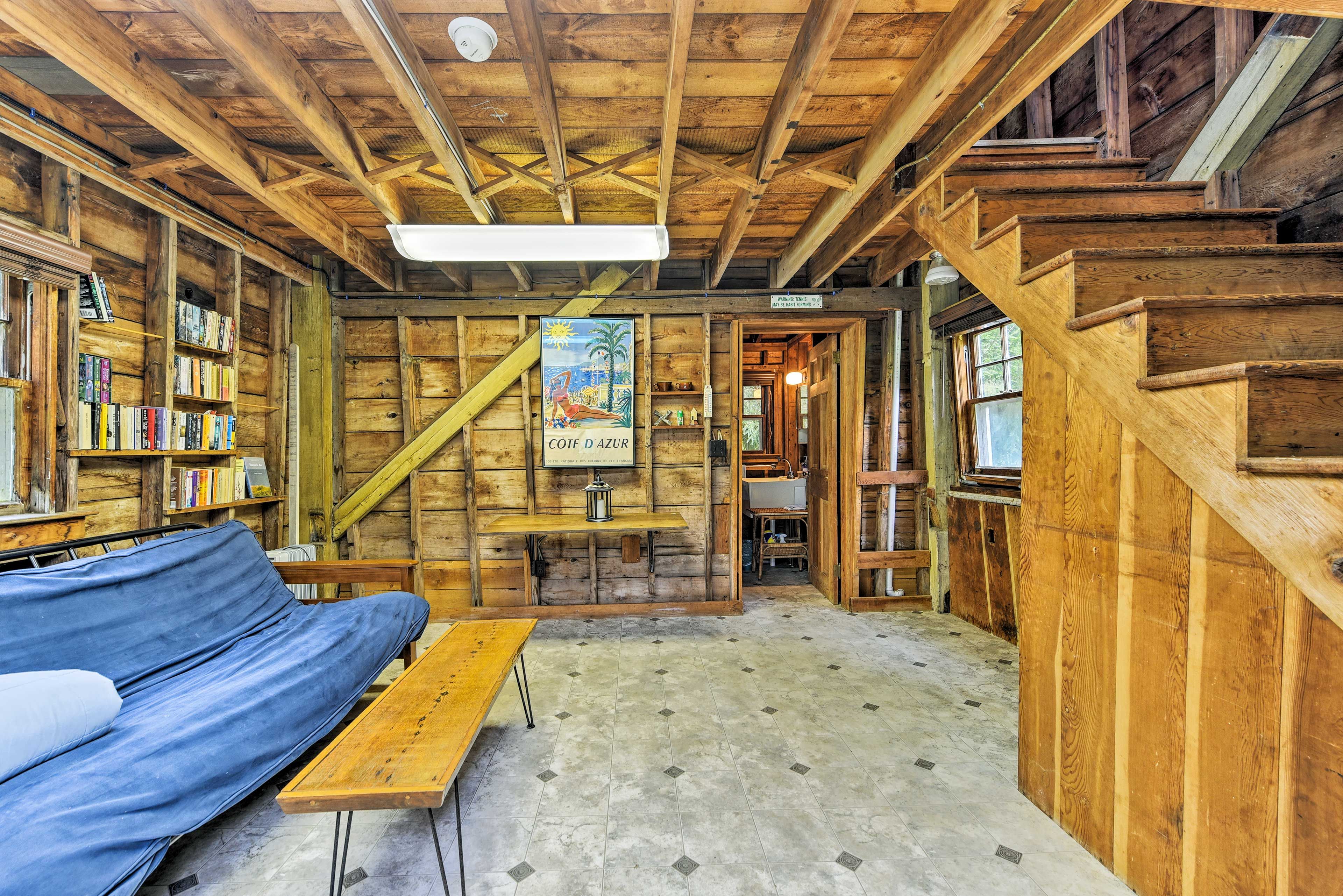 Windmill Room Interior