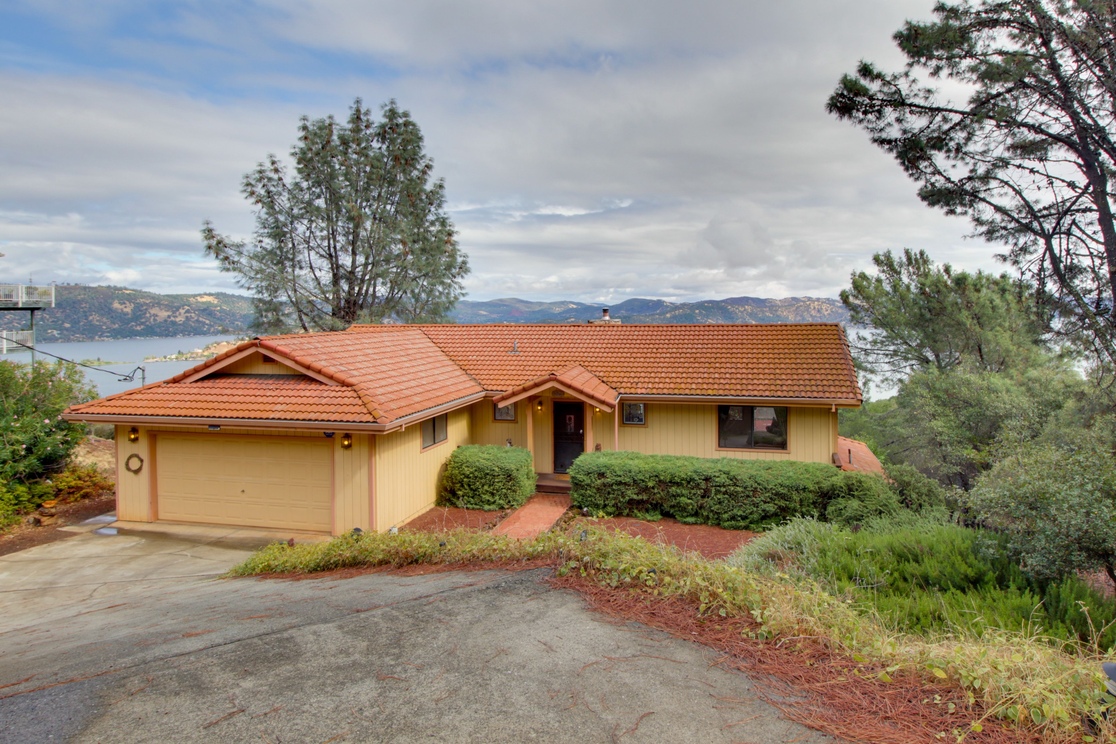 Parking | Driveway (2 Vehicles) | Street Parking