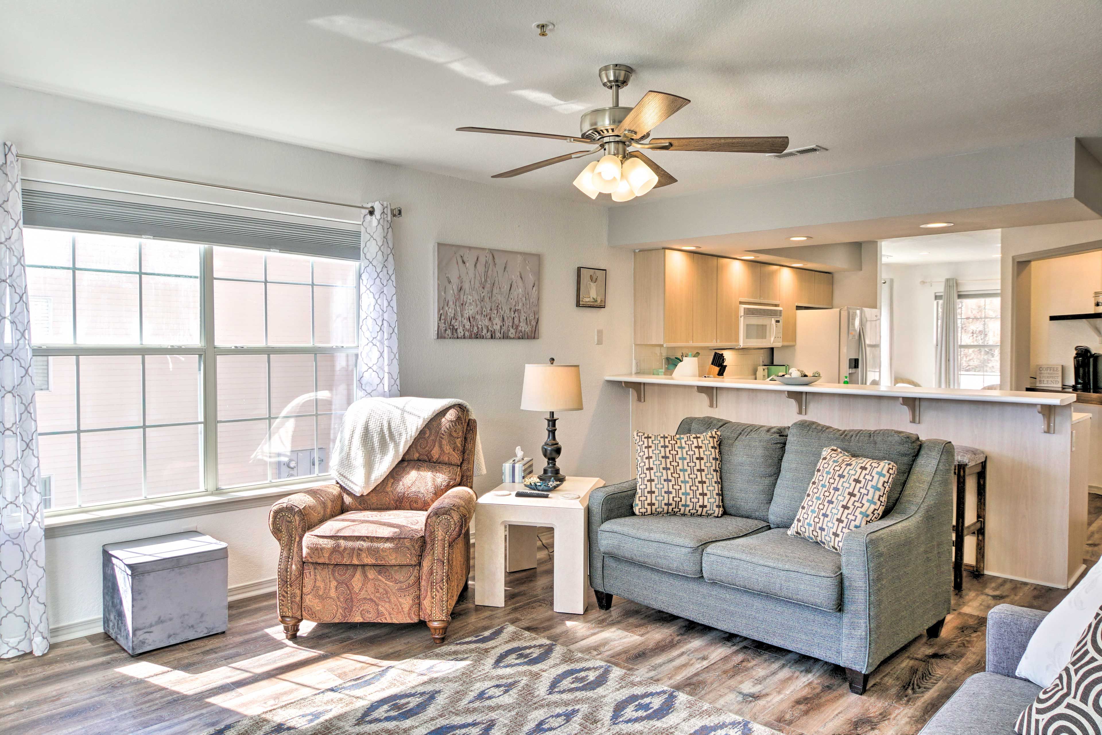 Living Room | Twin Sleeper Sofa