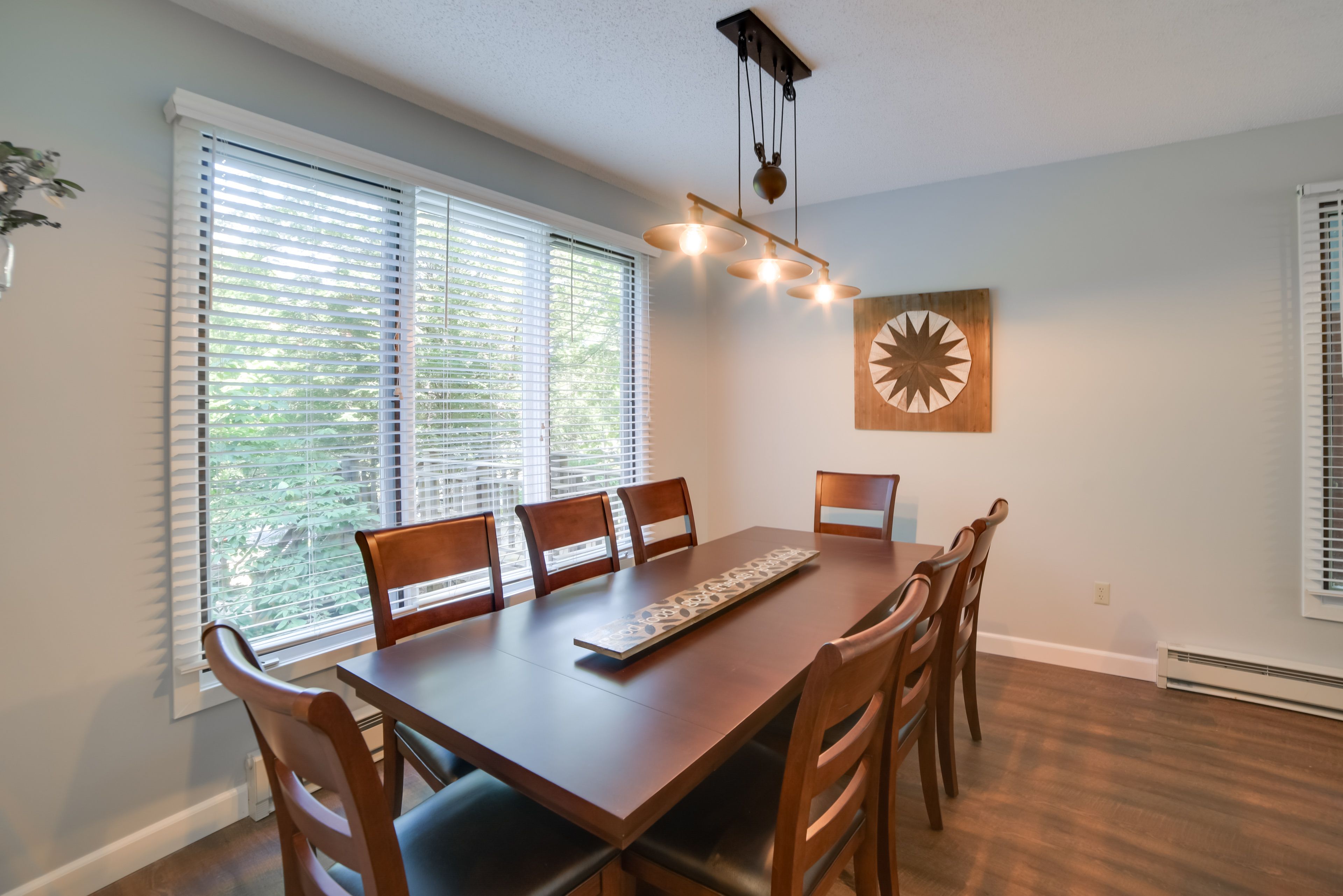 Dining Area | Dishware & Flatware