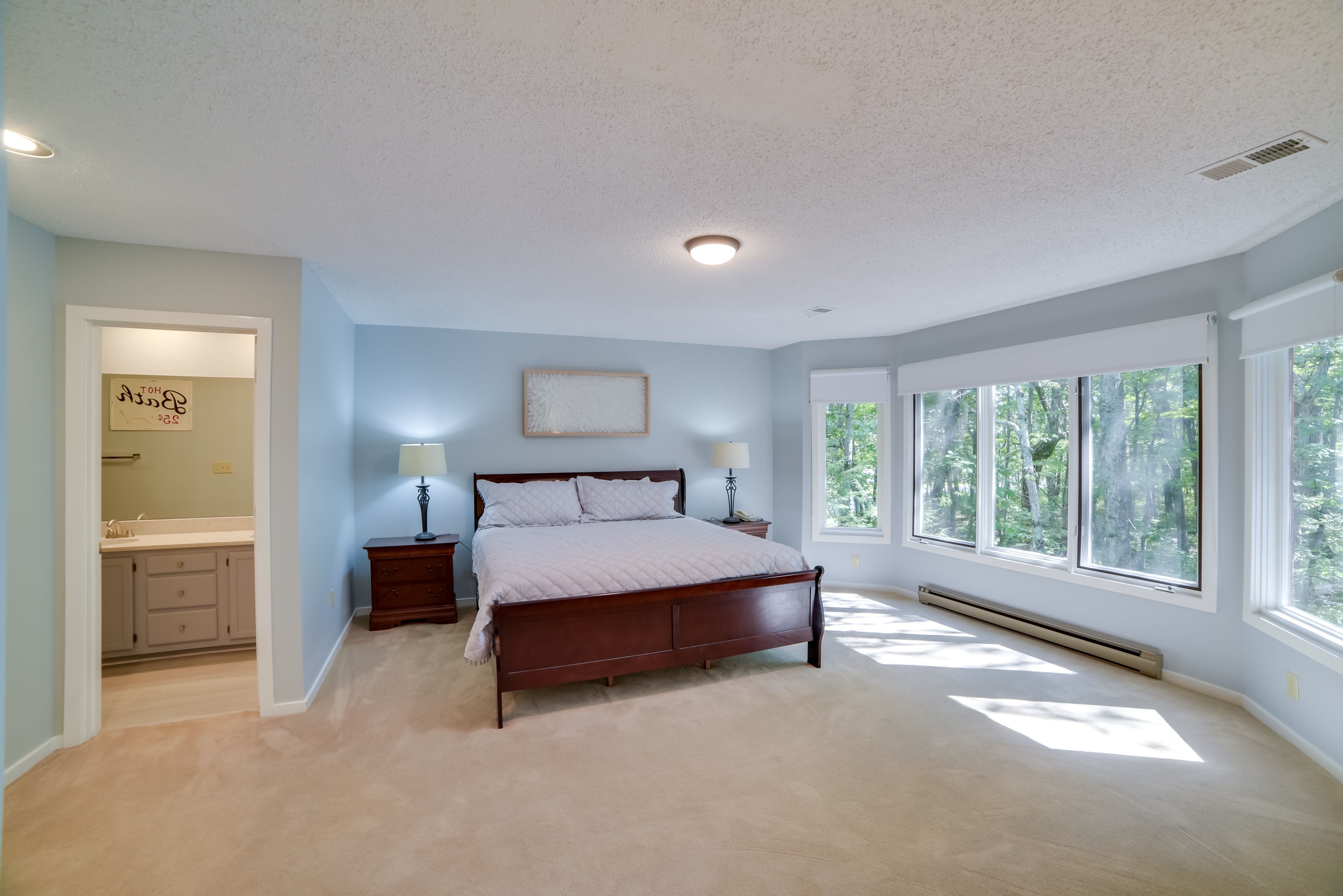 Bedroom 1 | King Bed