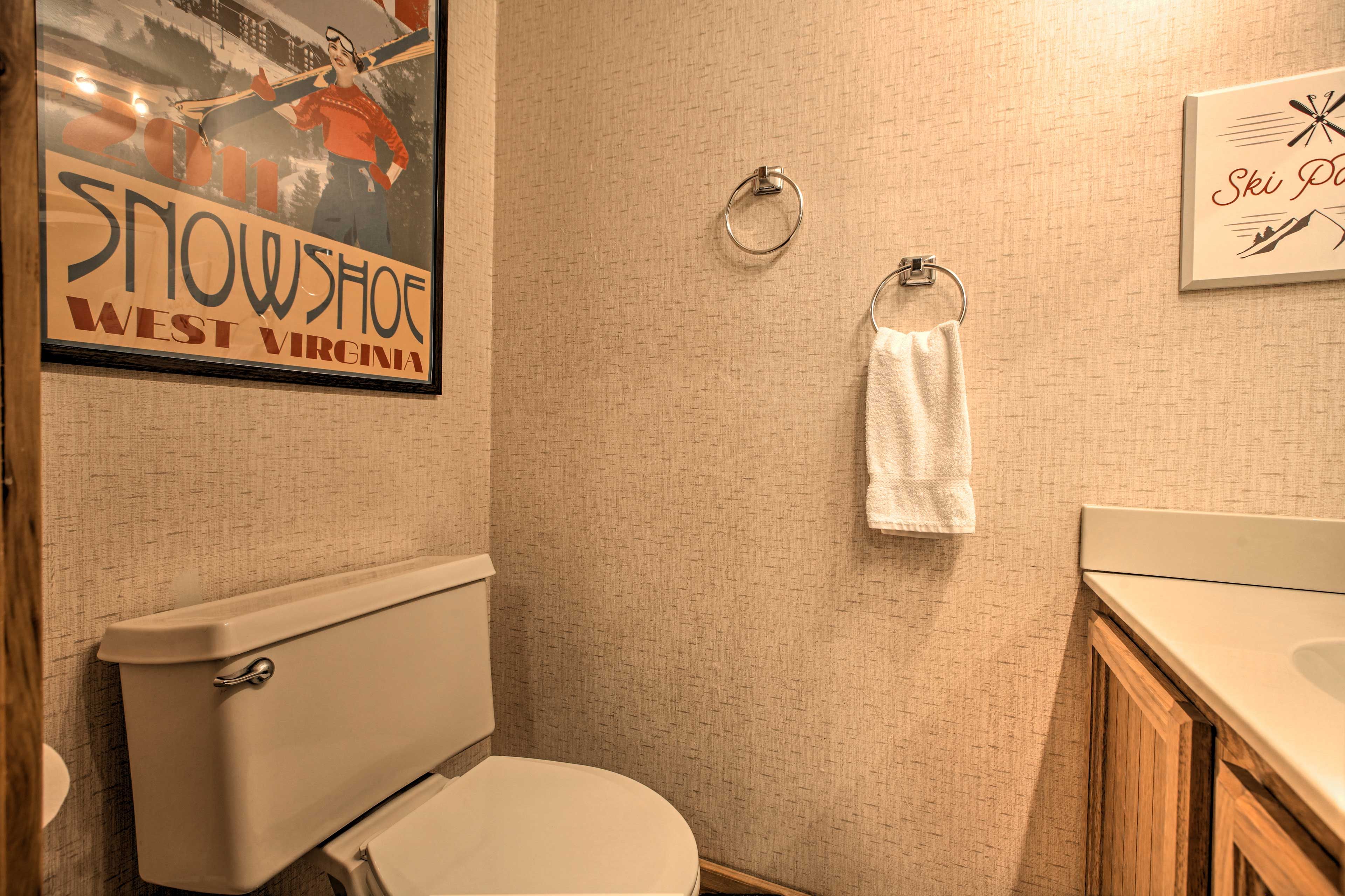 Half Bath | 1st Floor
