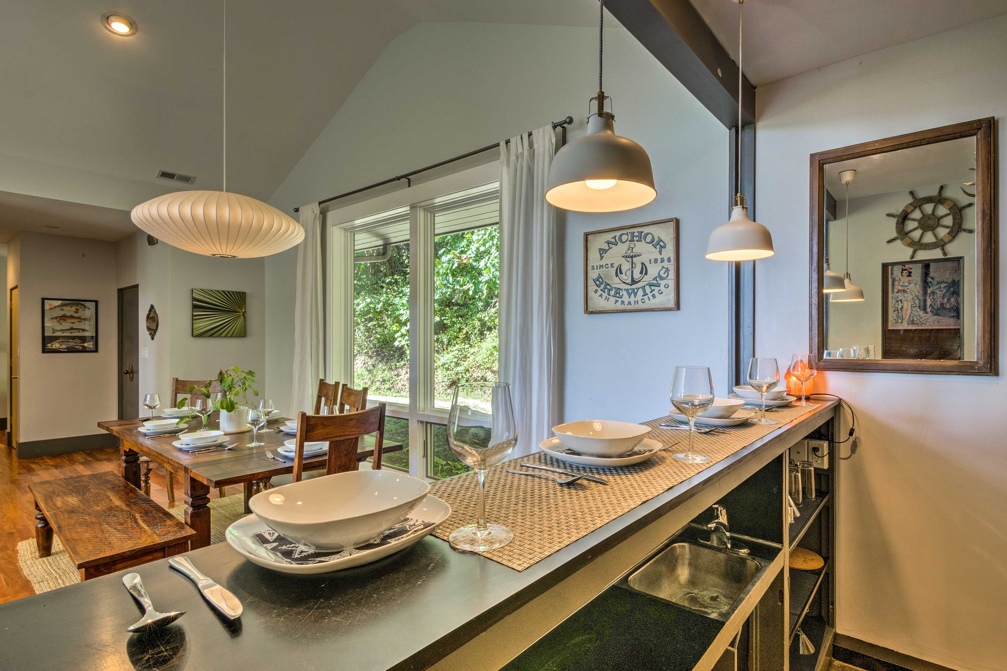 Grab a quick bite to eat at the breakfast bar.