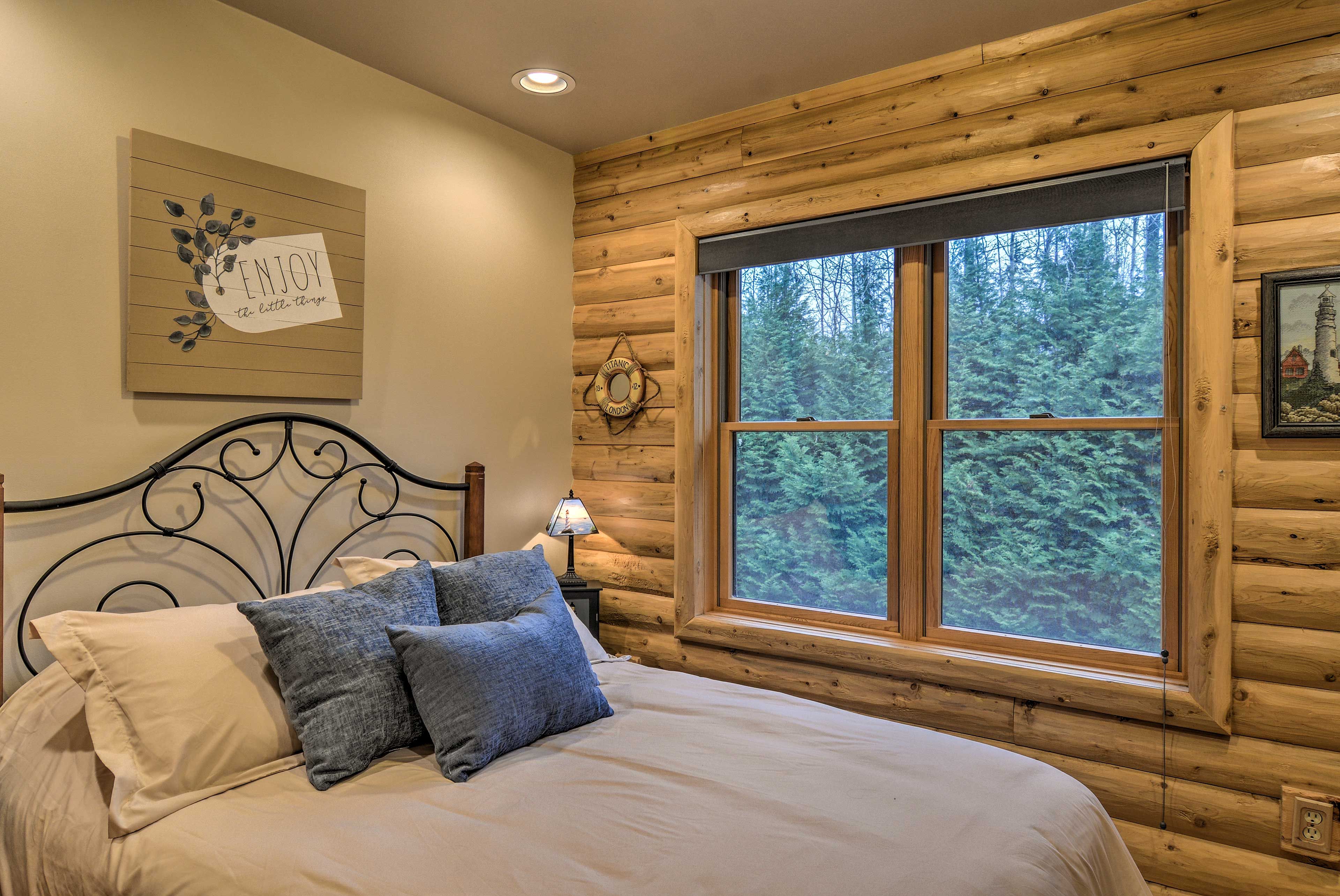Bedroom 1 | Full Bed | Linens Provided