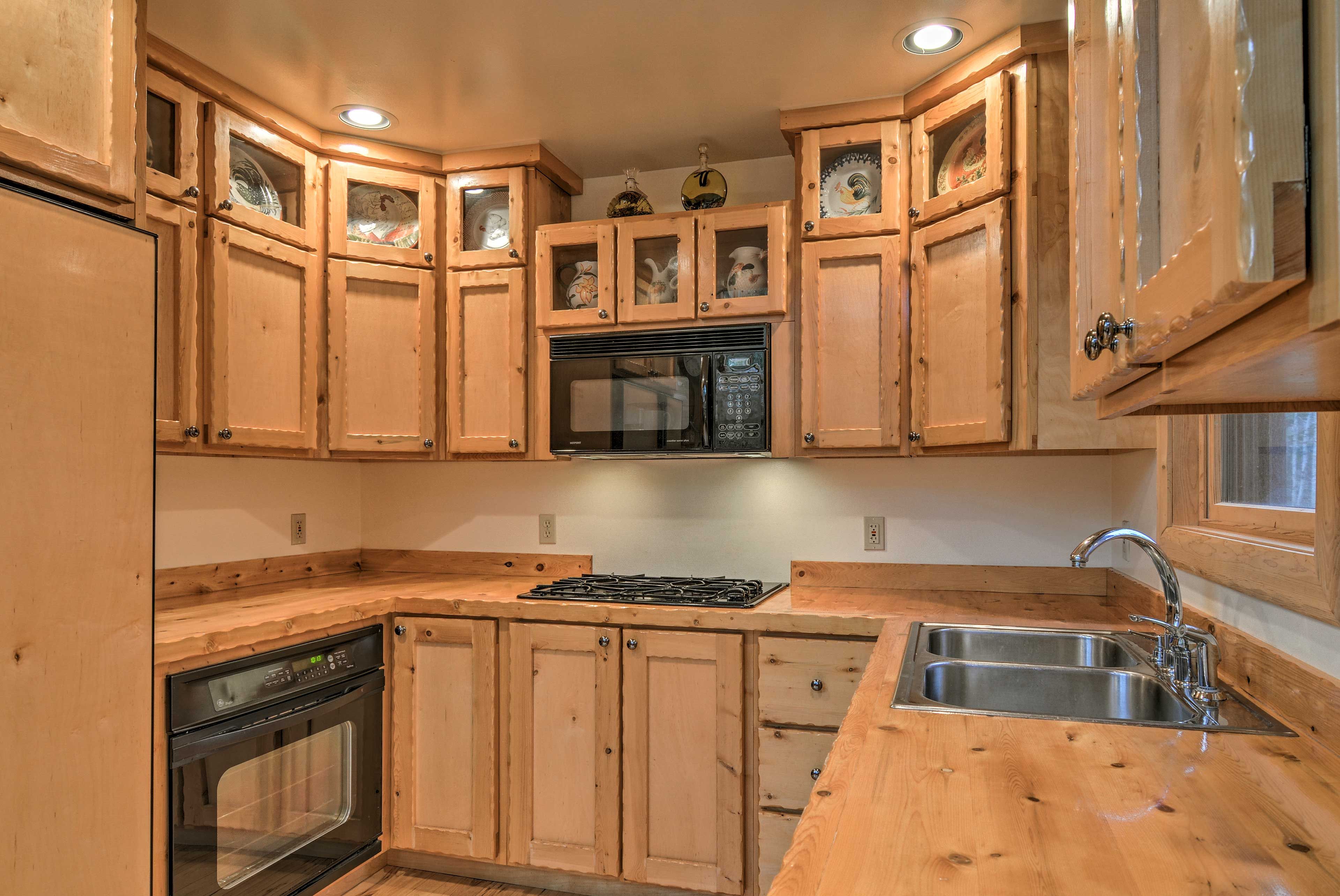 Fully Equipped Kitchen | Cooking Basics