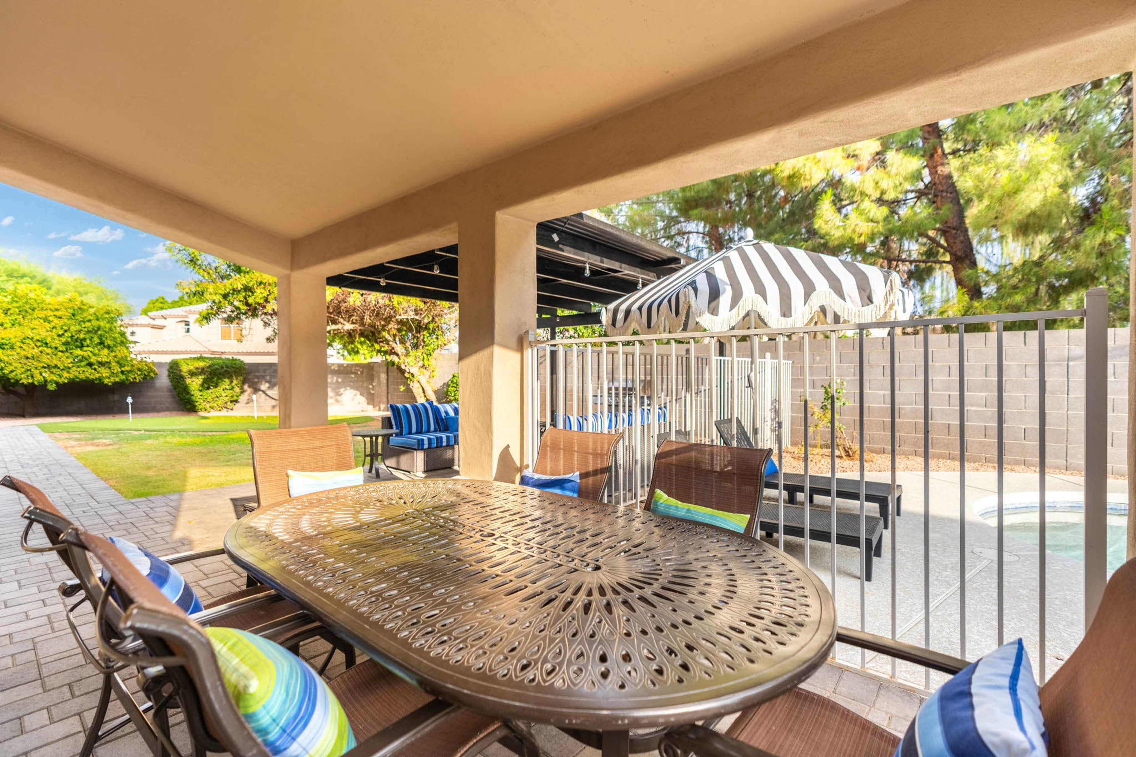 Private Patio w/ Gas Fire Pit & Gas Grill