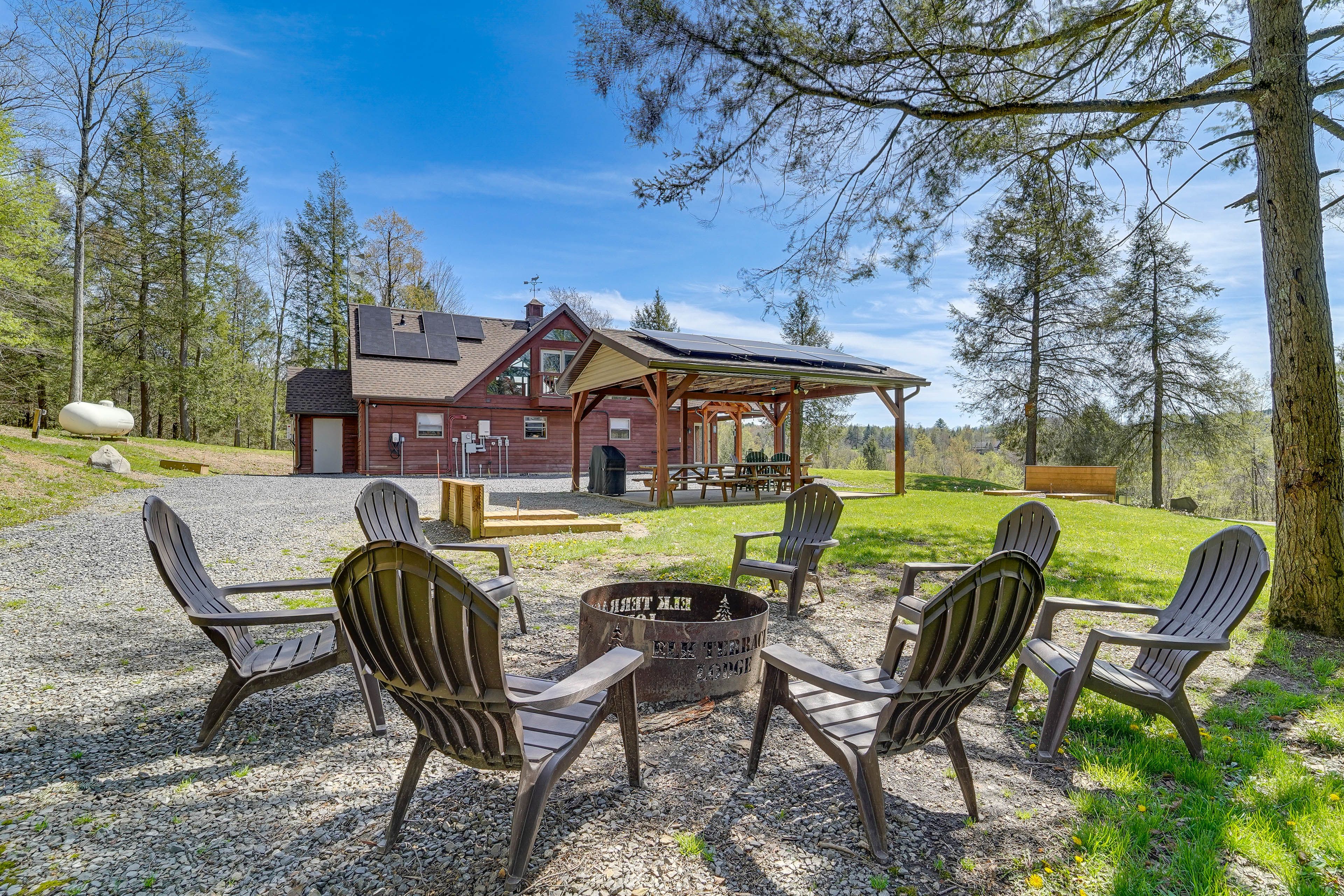 Yard Space | Fire Pit | 2-Story Cabin