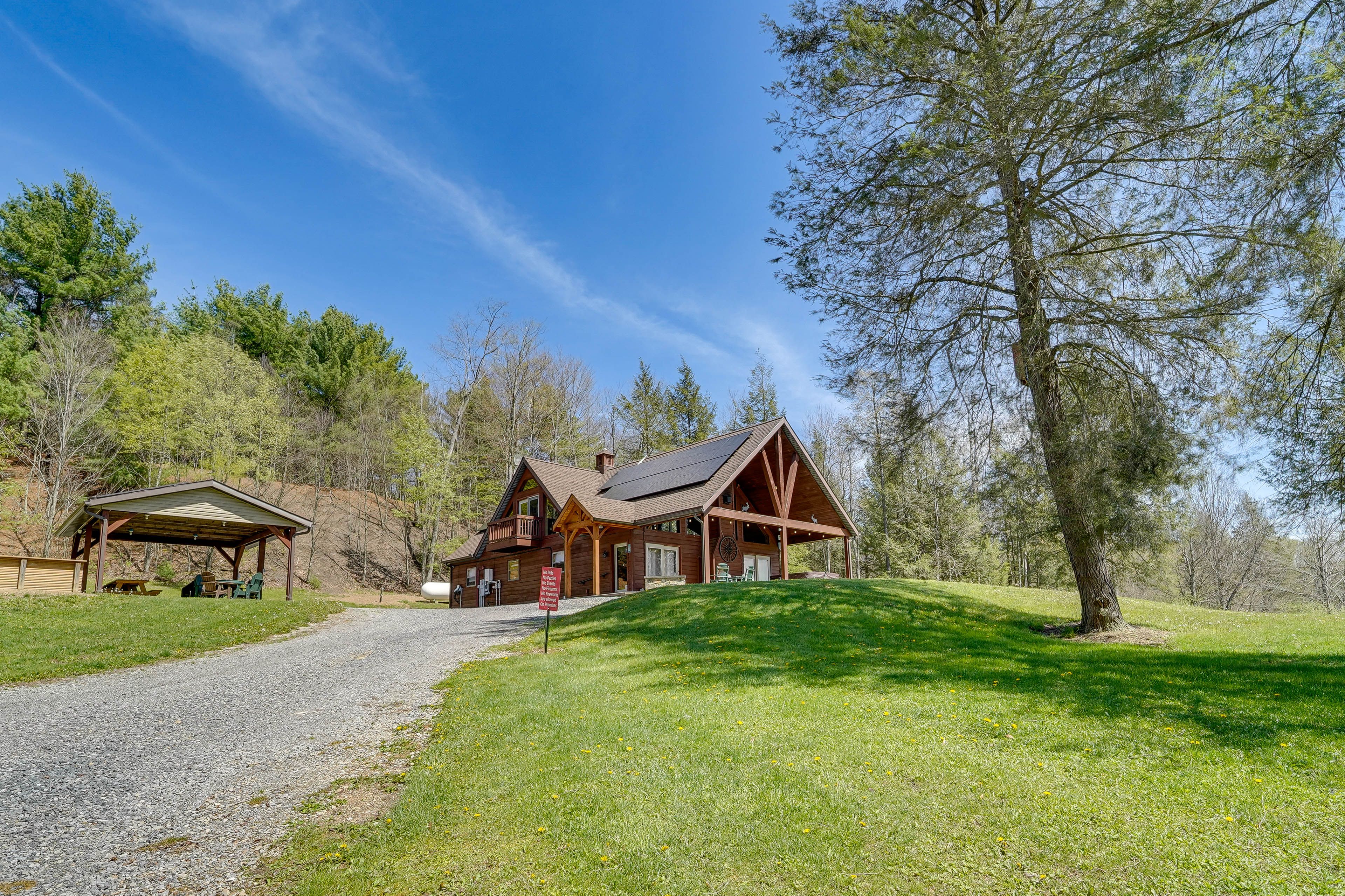 Ample Driveway Parking