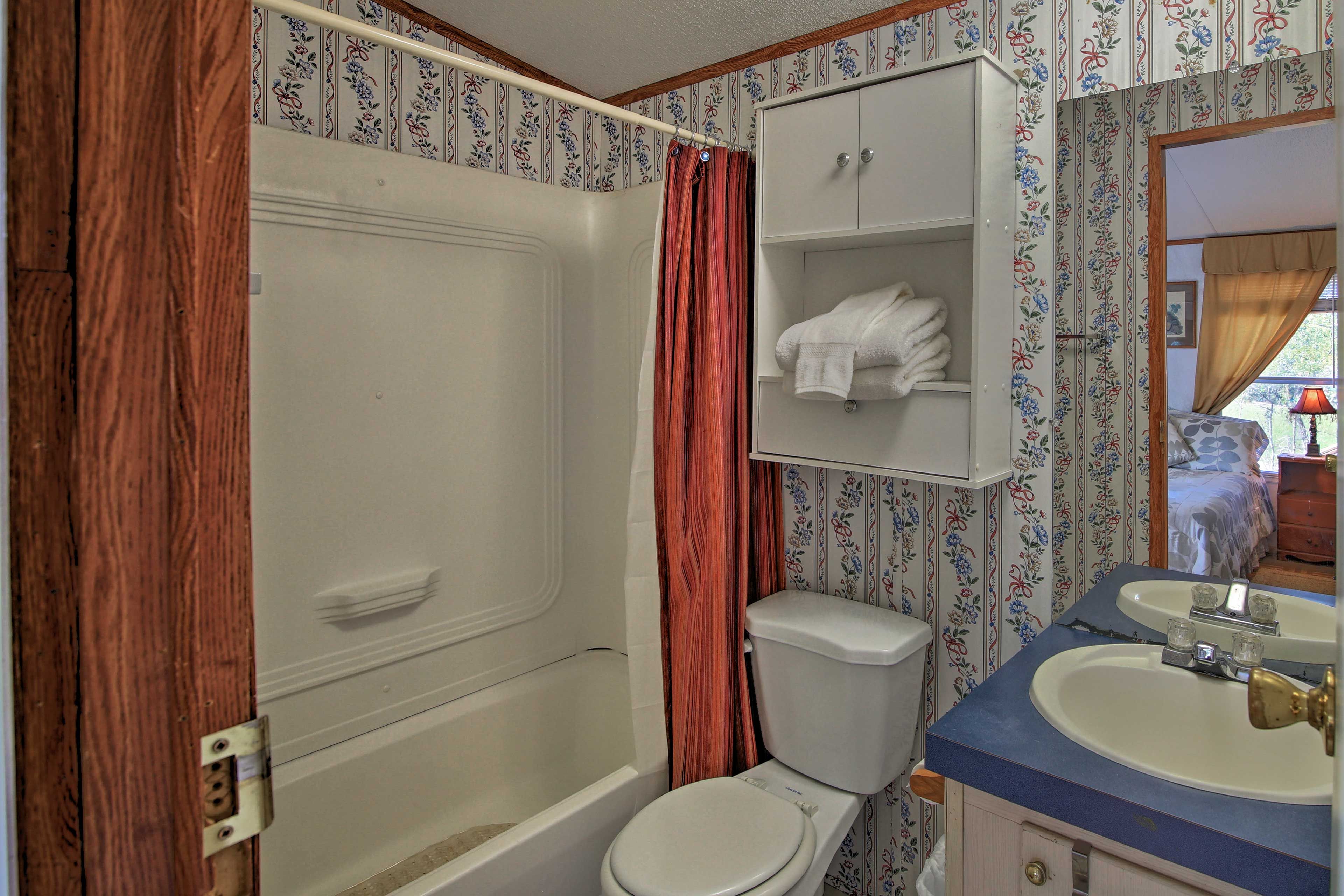 Full Bathroom