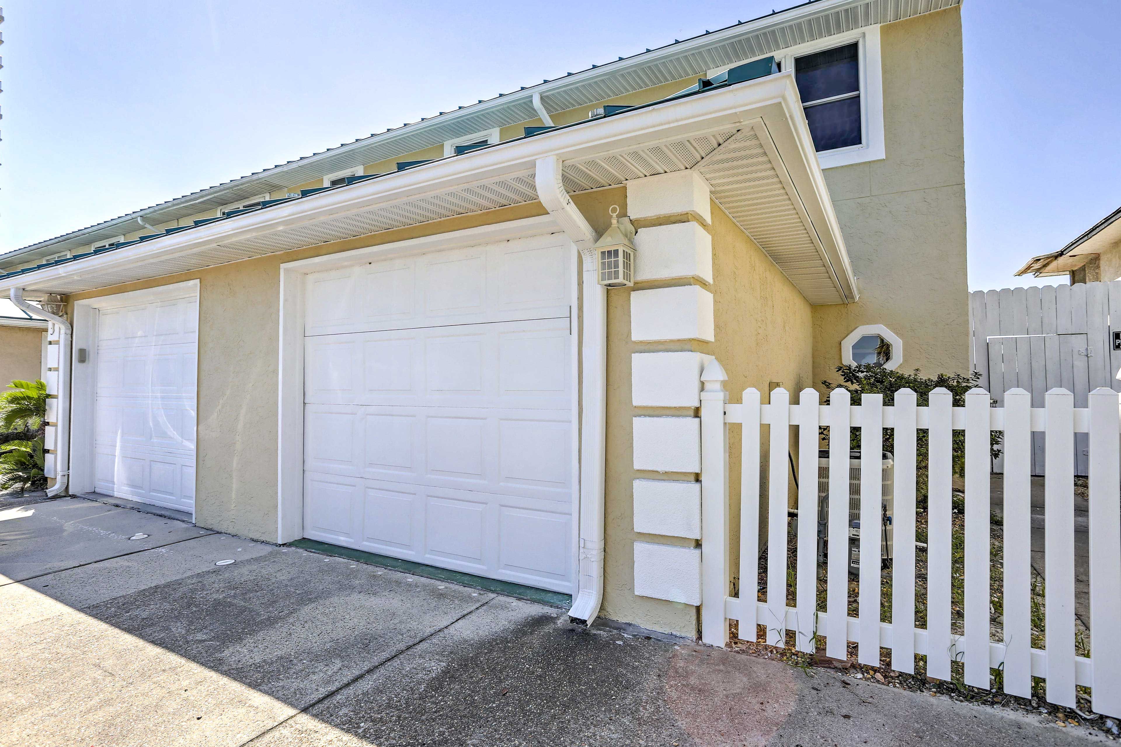 Parking | Garage (1 Vehicle) | Driveway (1 Vehicle)