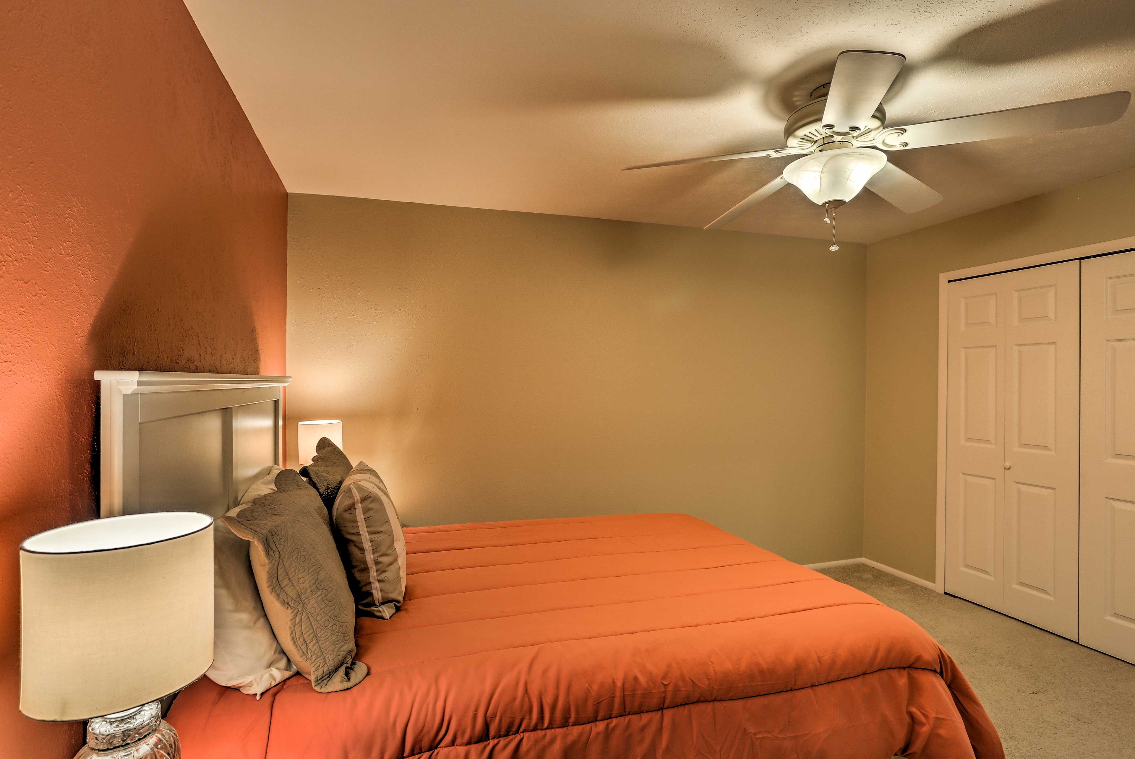 This bedroom has a queen bed.