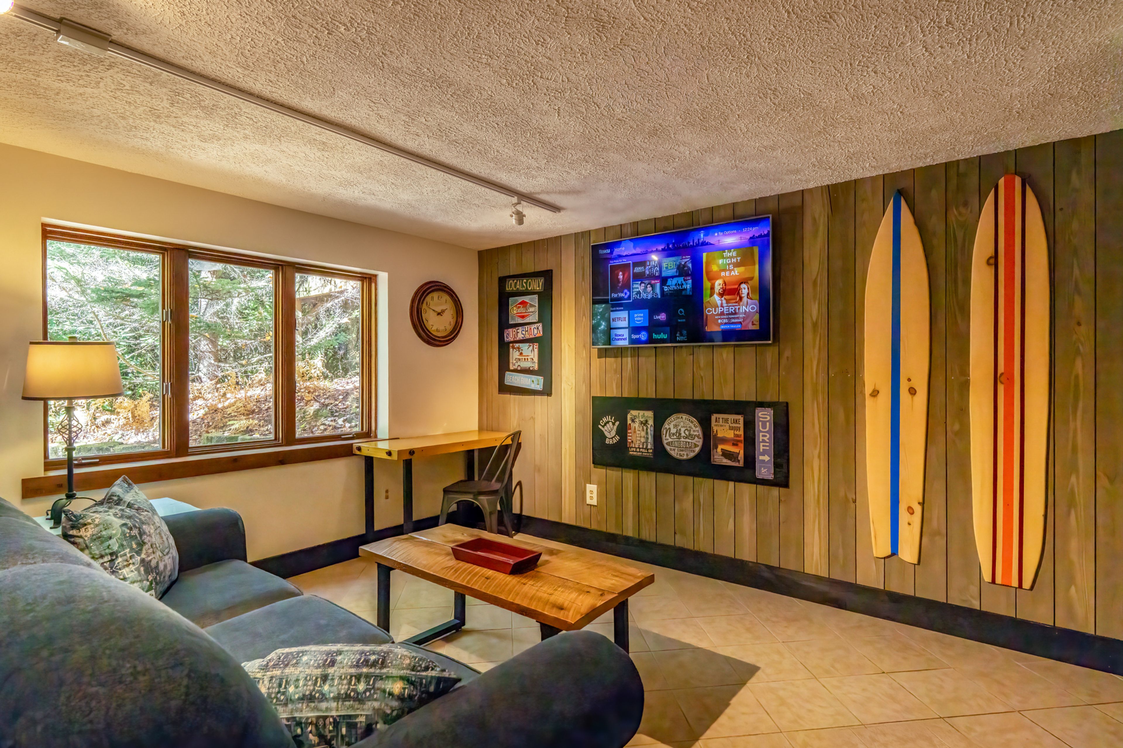 Downstairs Living Area | Flat-Screen Cable TV