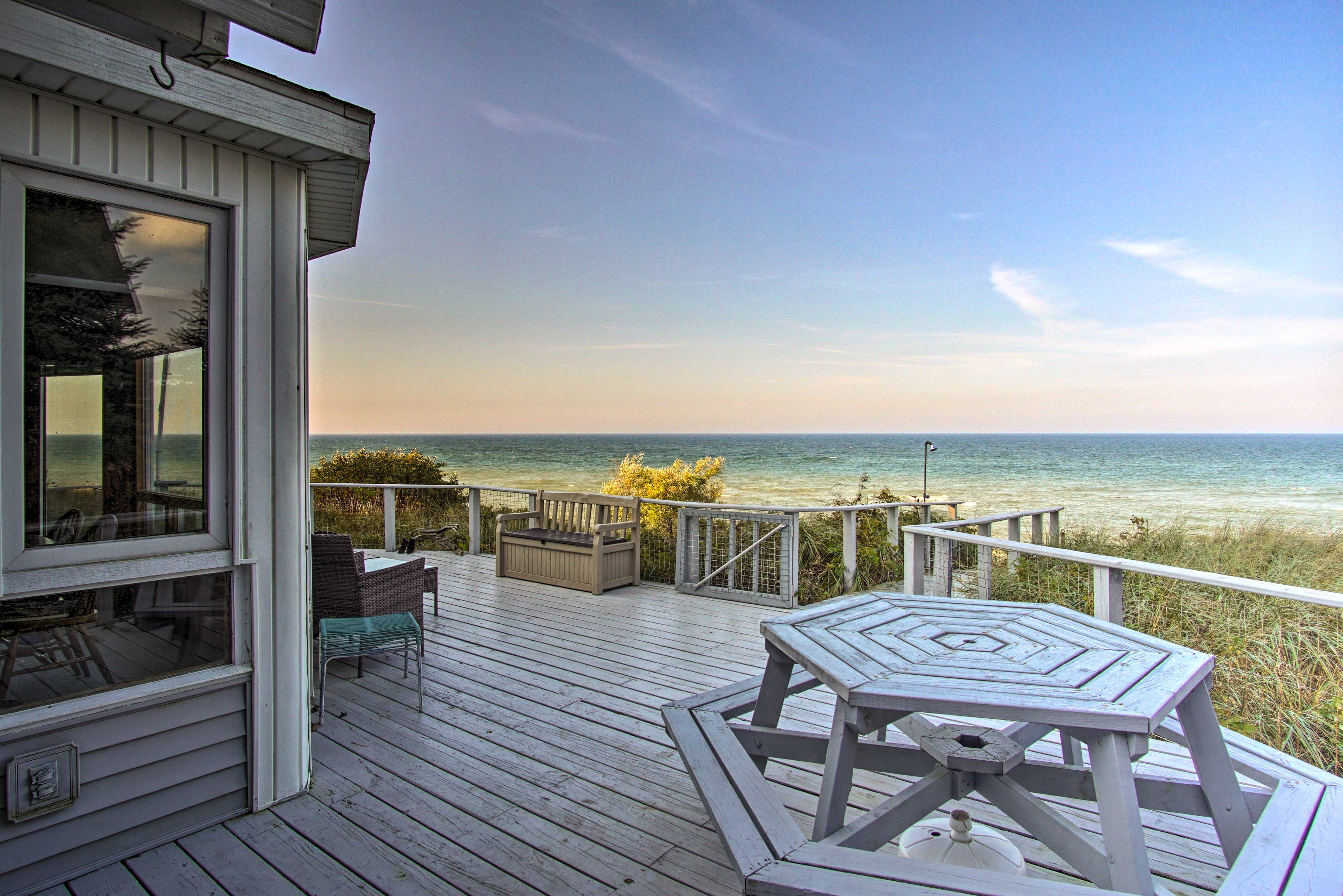 Private Deck