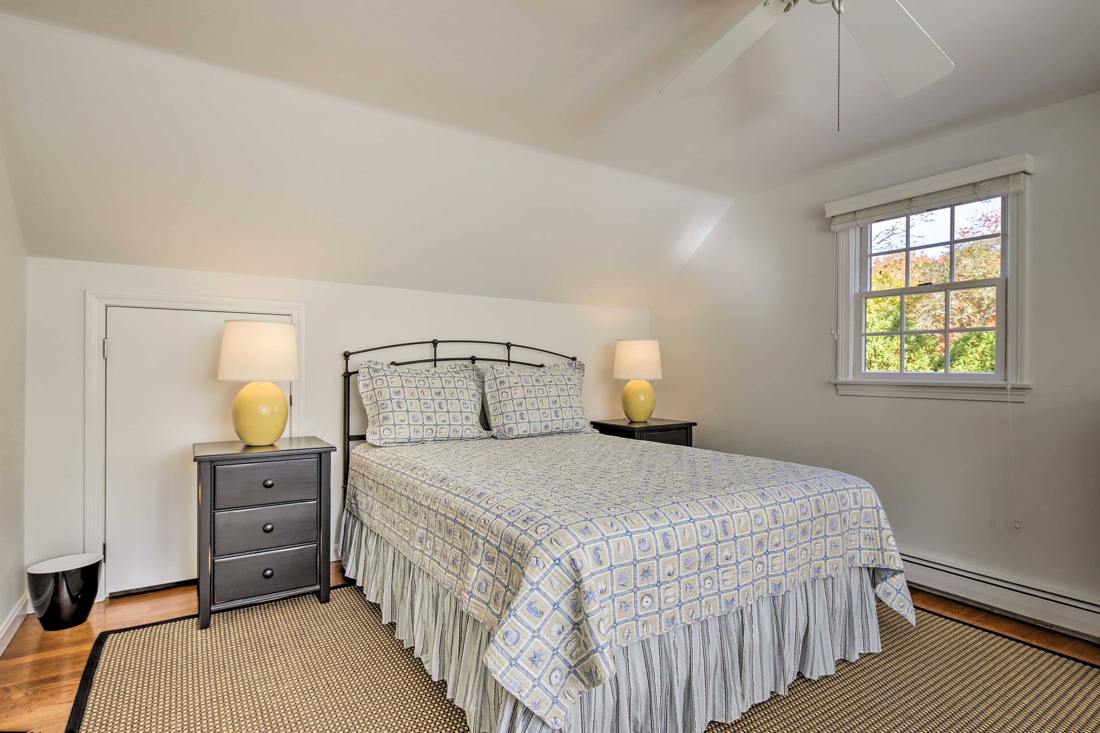 Bedroom 2 | Queen Bed | 2nd Floor