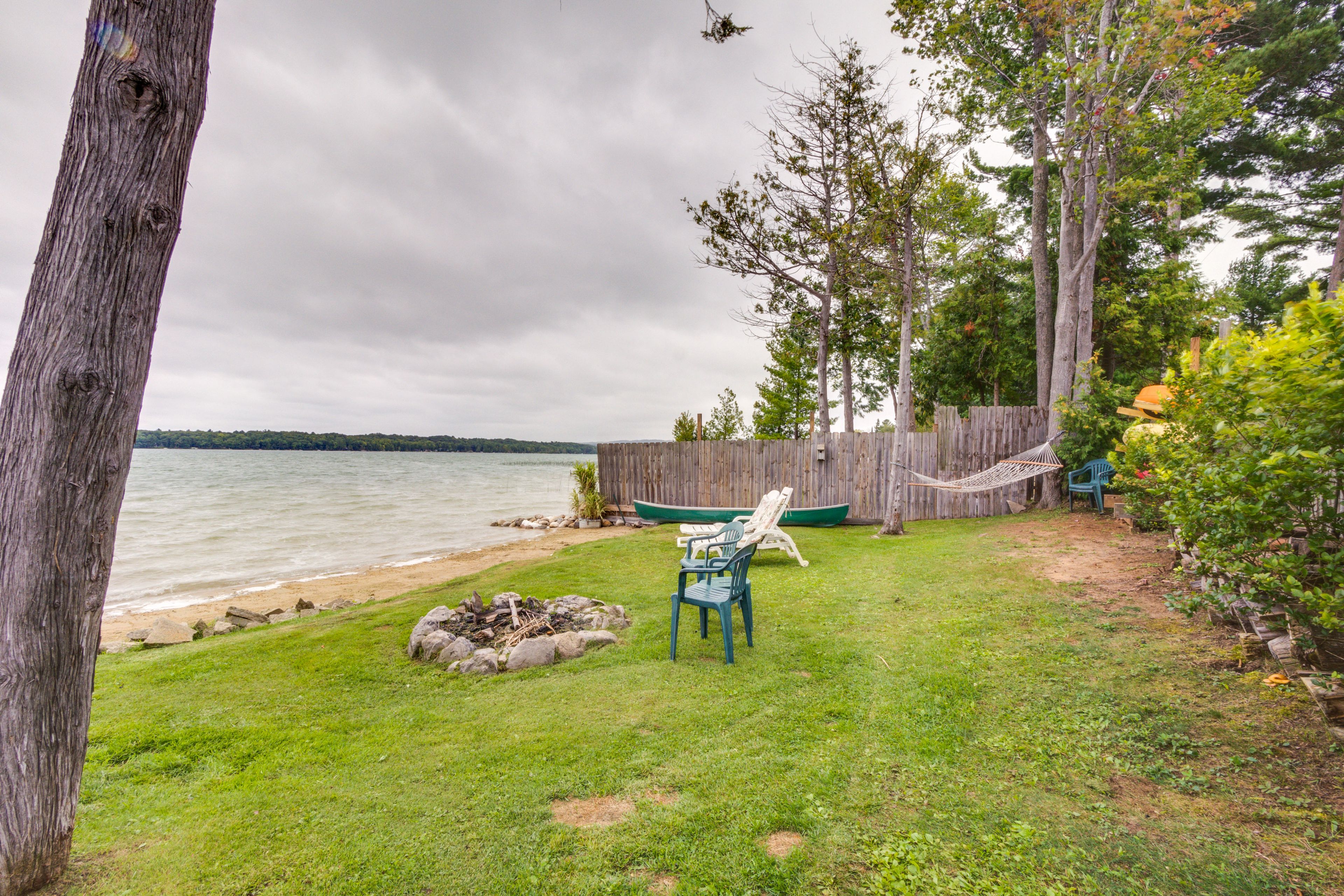Backyard | Outdoor Fire Pit | Hammock | Dock