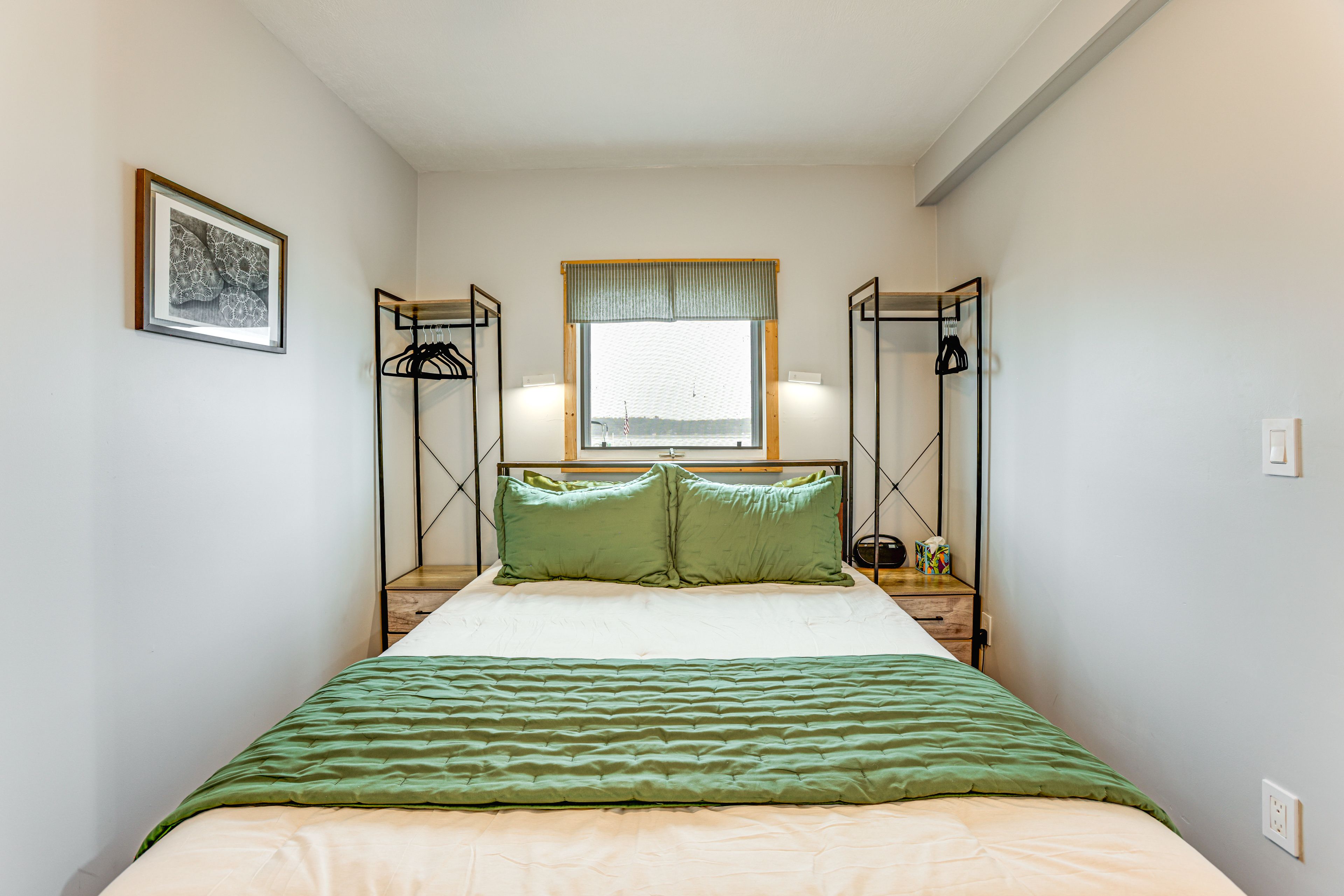 Bedroom 1 | Queen Bed | Linens Provided