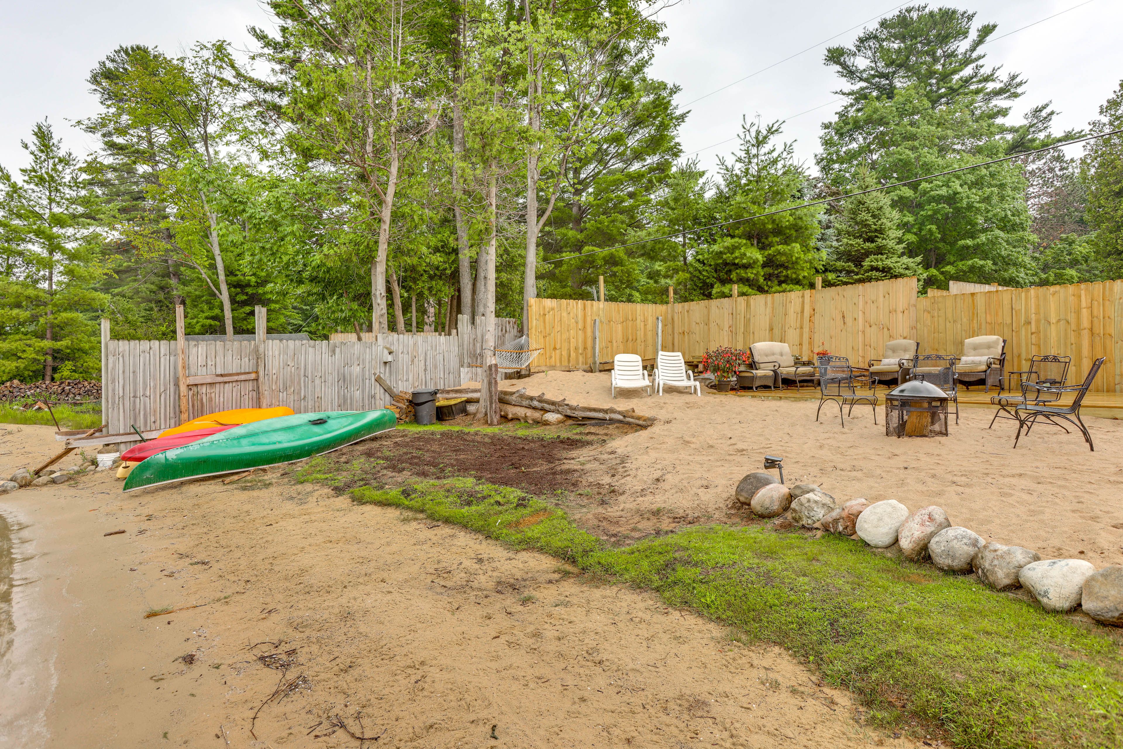 Backyard | Outdoor Fire Pit | Hammock | Dock