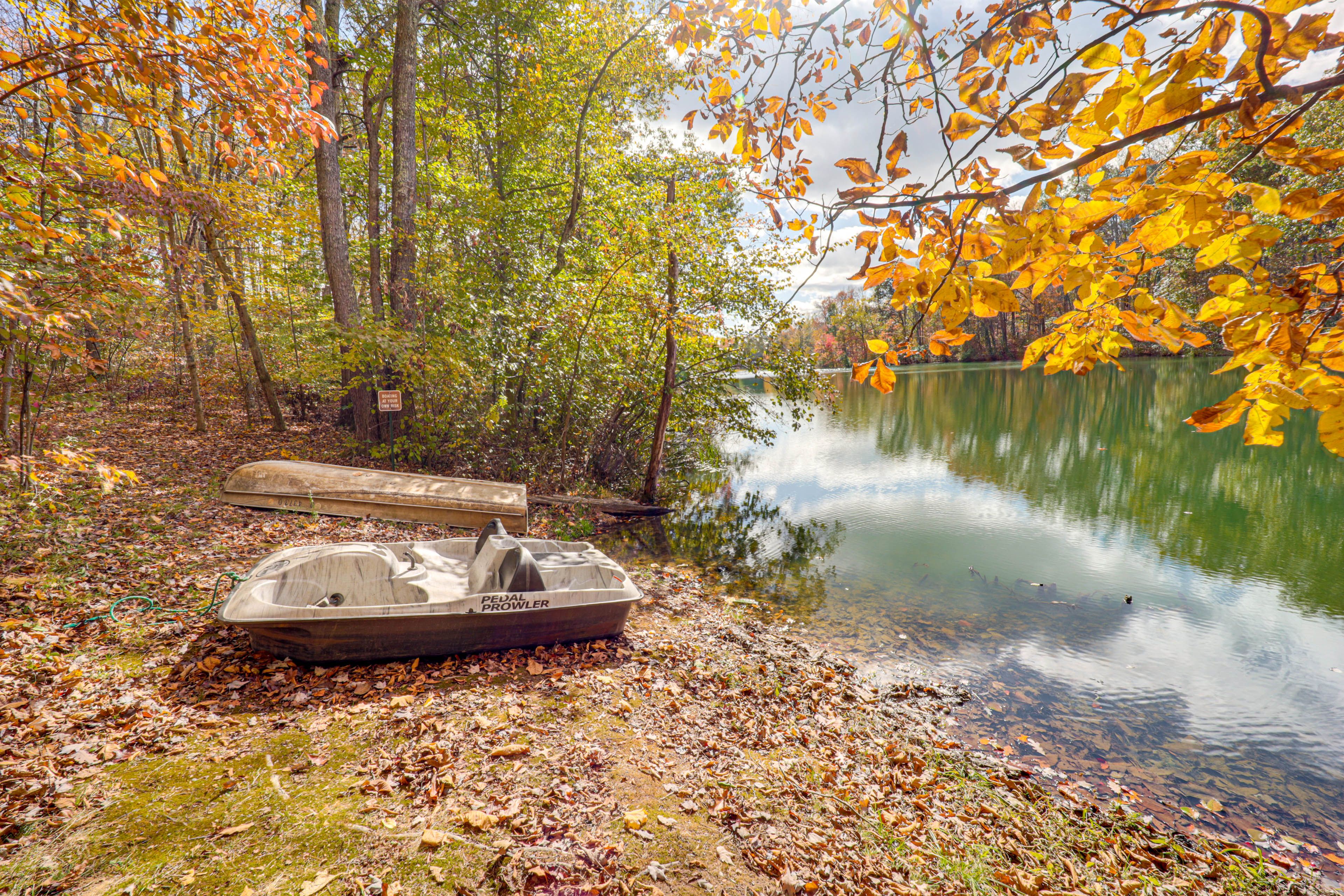 Paddle Boat & Row Boat Provided