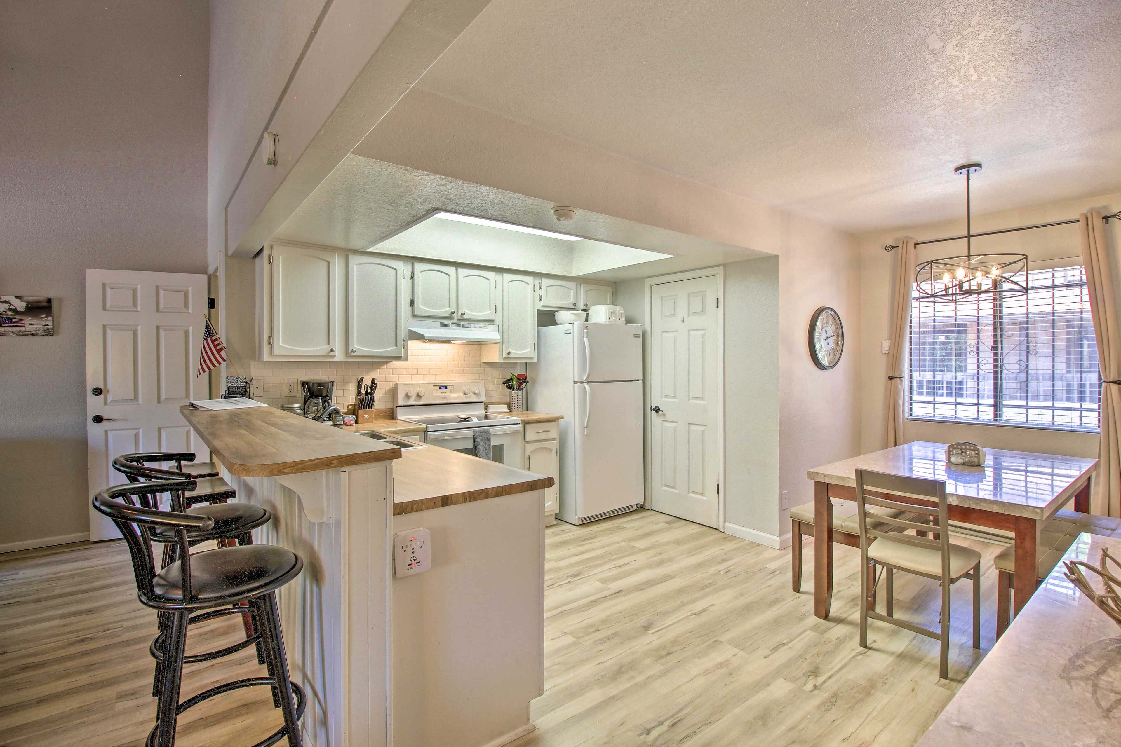 Fully Equipped Kitchen |