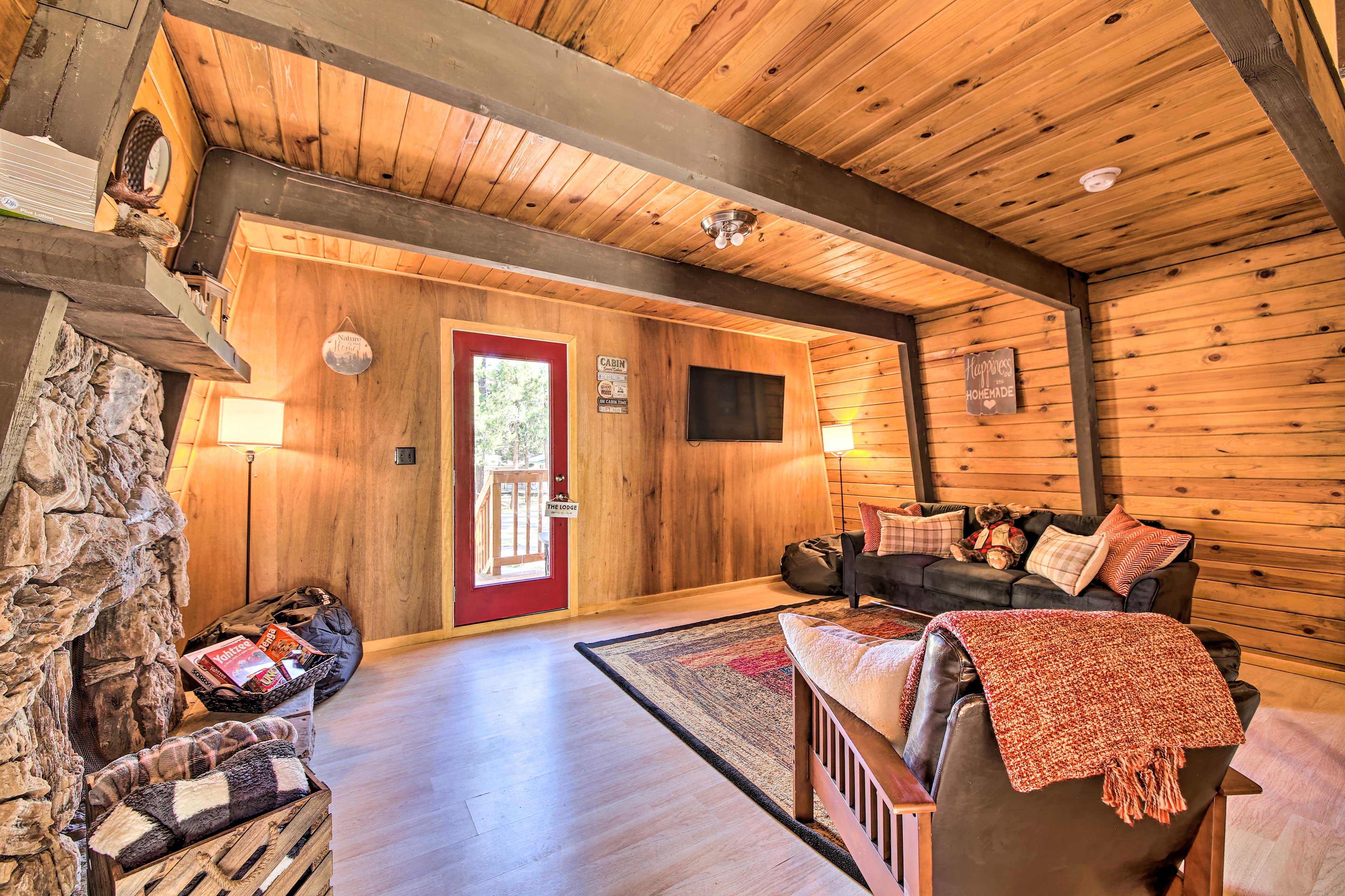 Living Room | Free WiFi