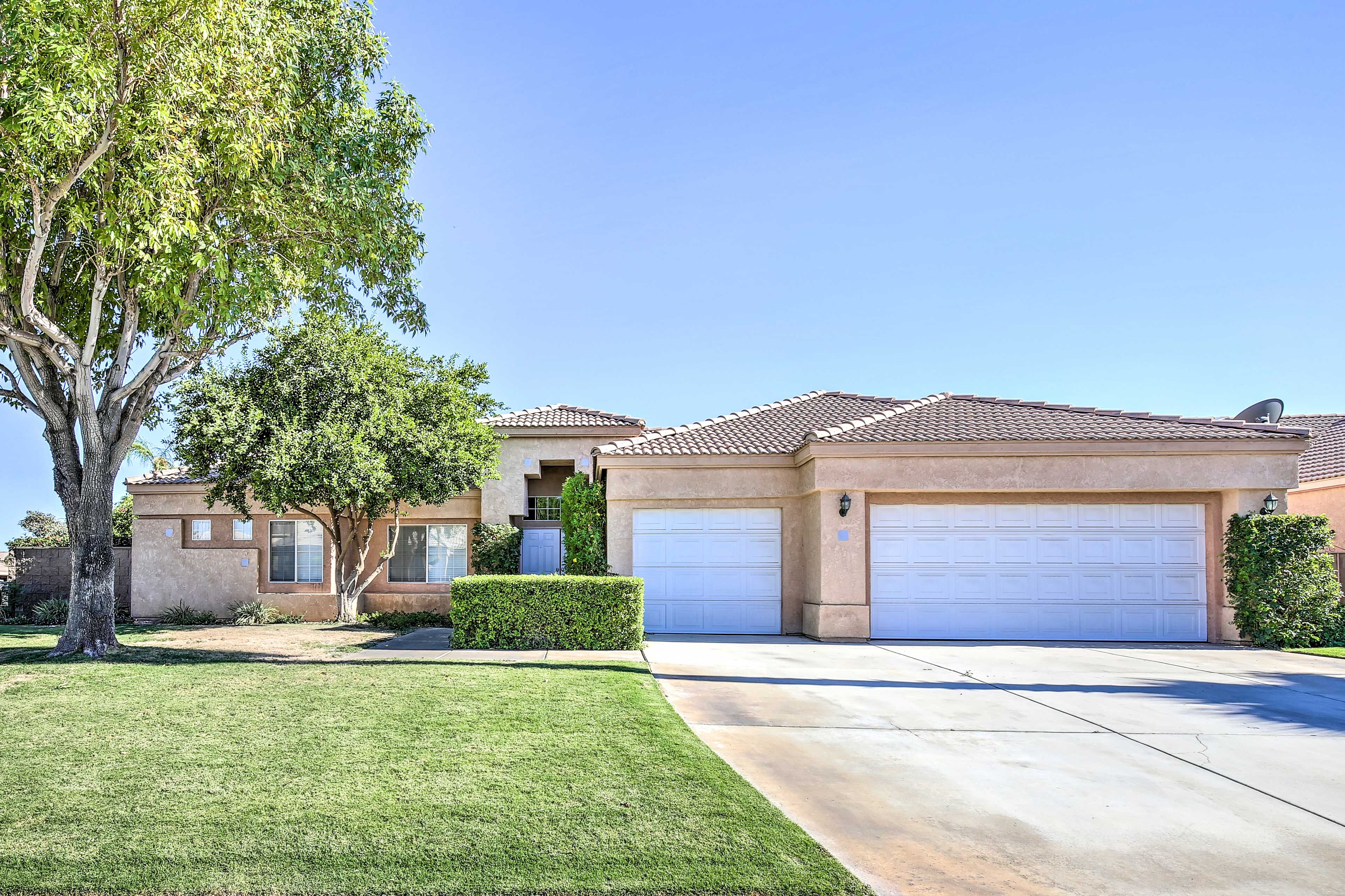 Make memories with friends and family at this charming La Quinta home.
