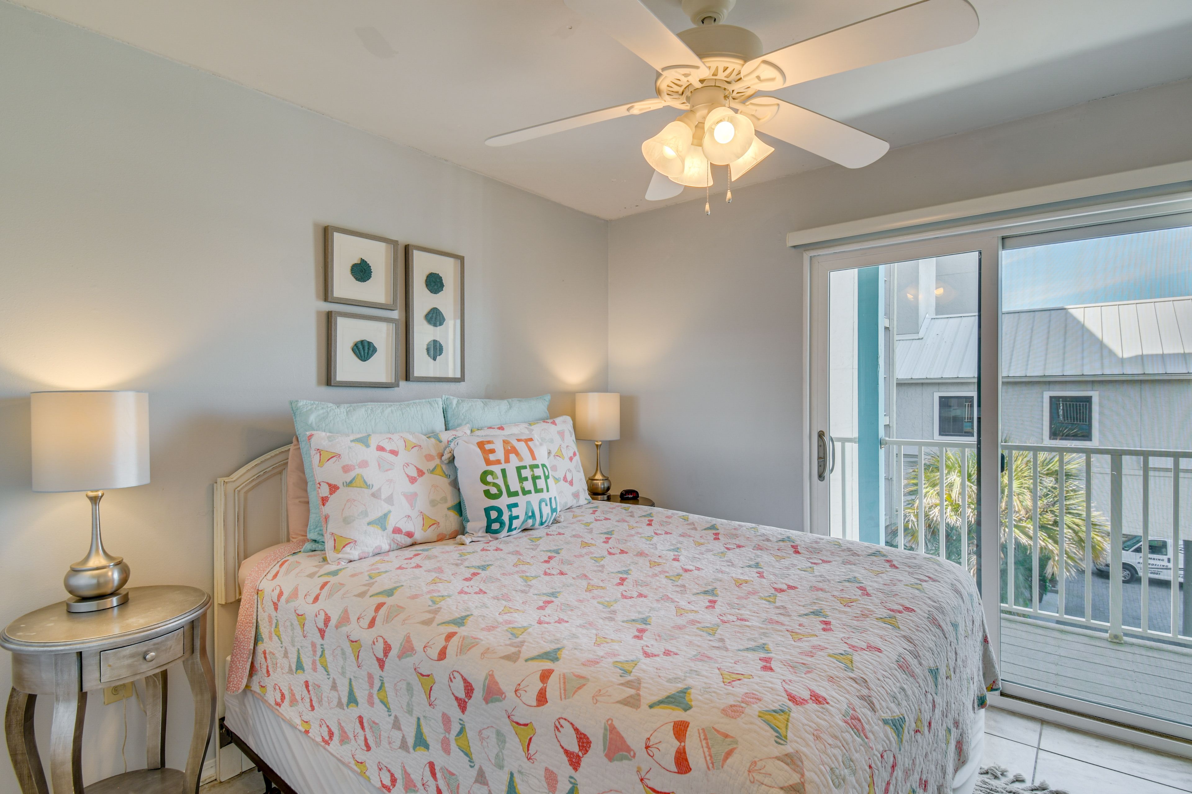 Bedroom 2 | Queen Bed