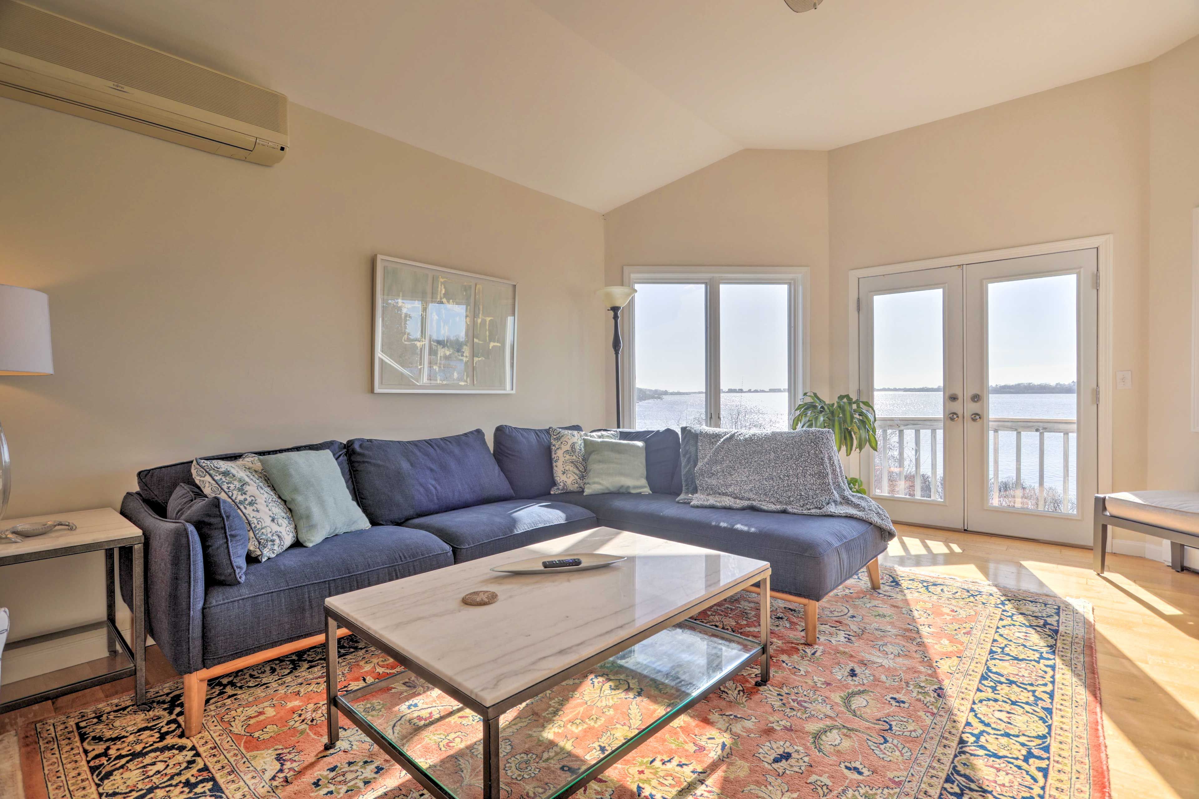 Upstairs Family Room | Twin Futon