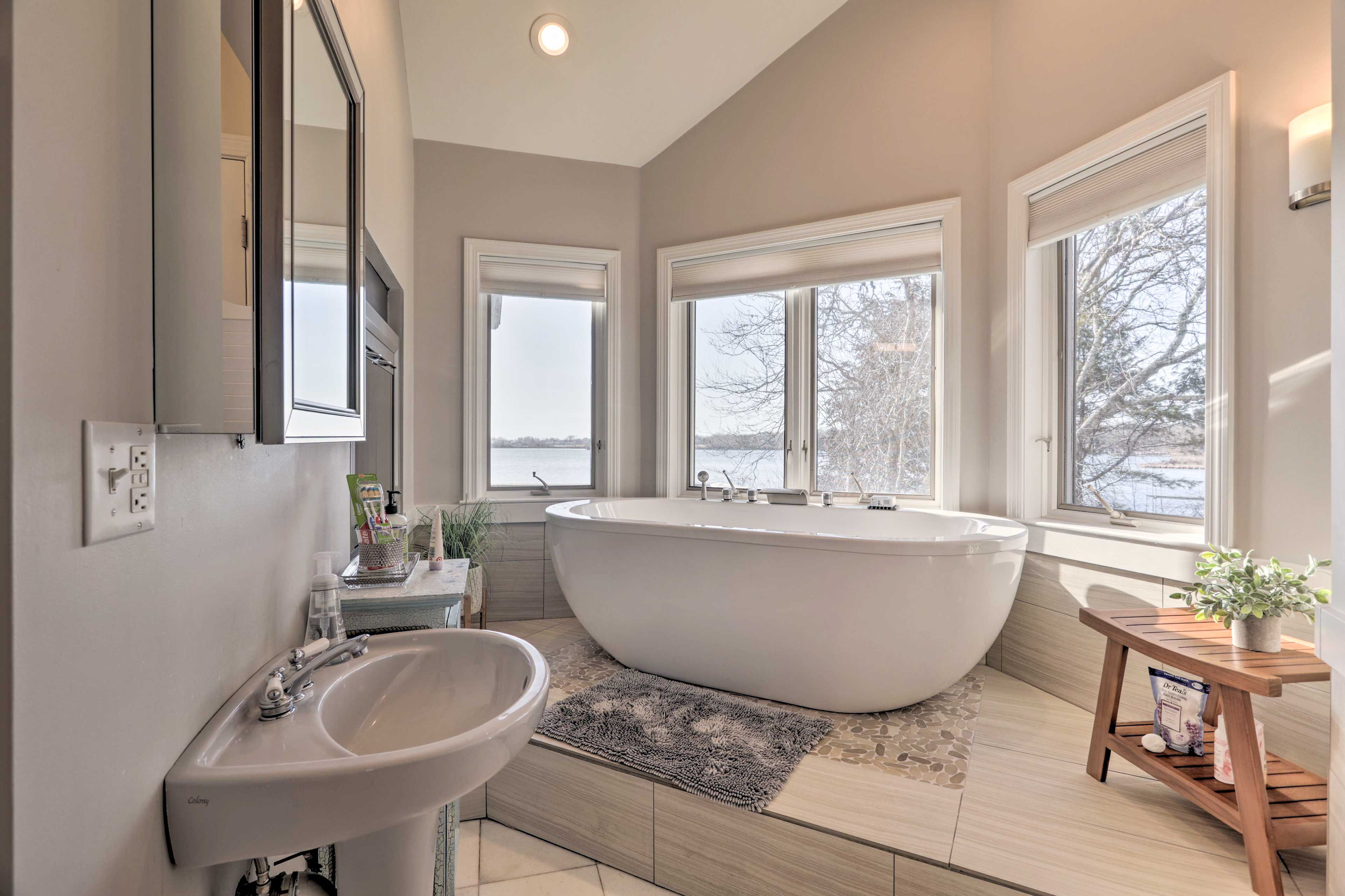En-Suite Bathroom