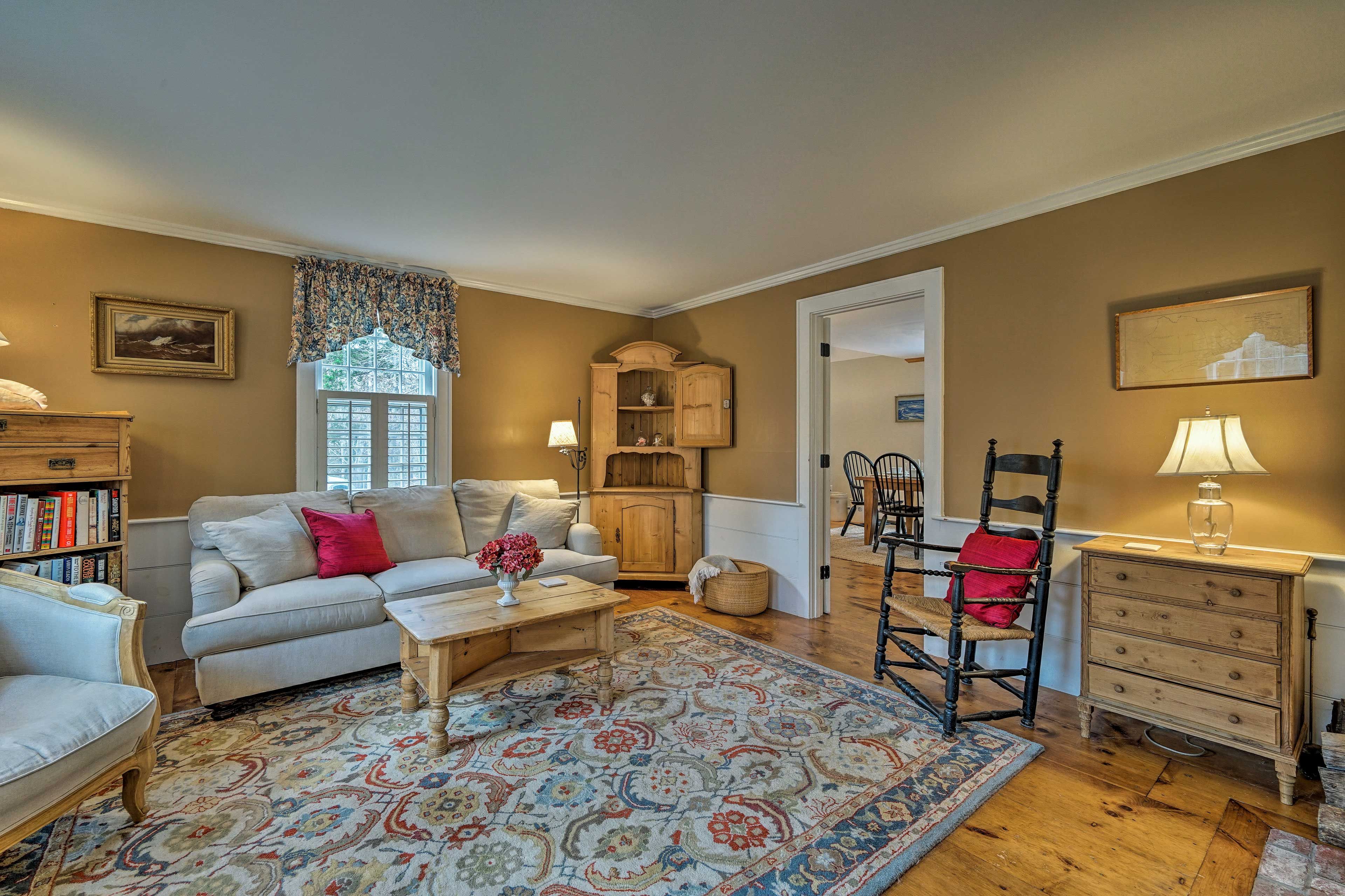 Sitting Room | Books | Fireplace