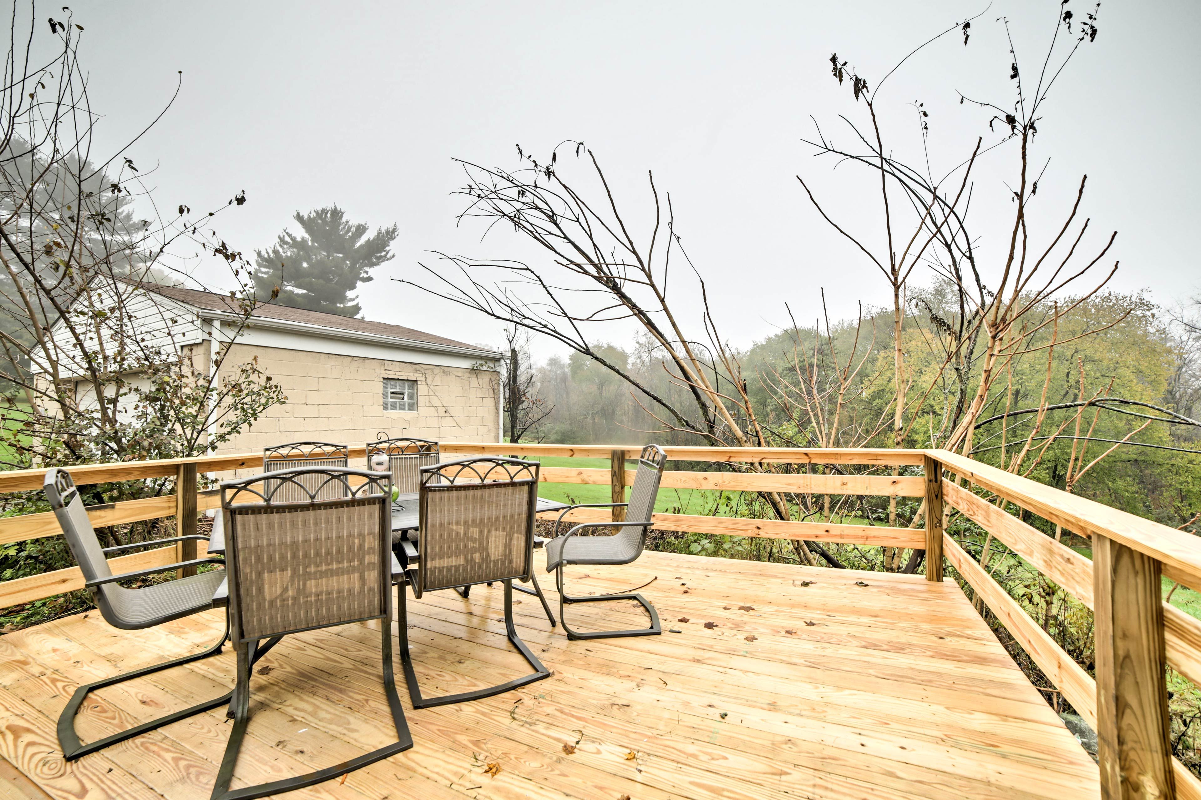 Enjoy meals on the furnished deck.
