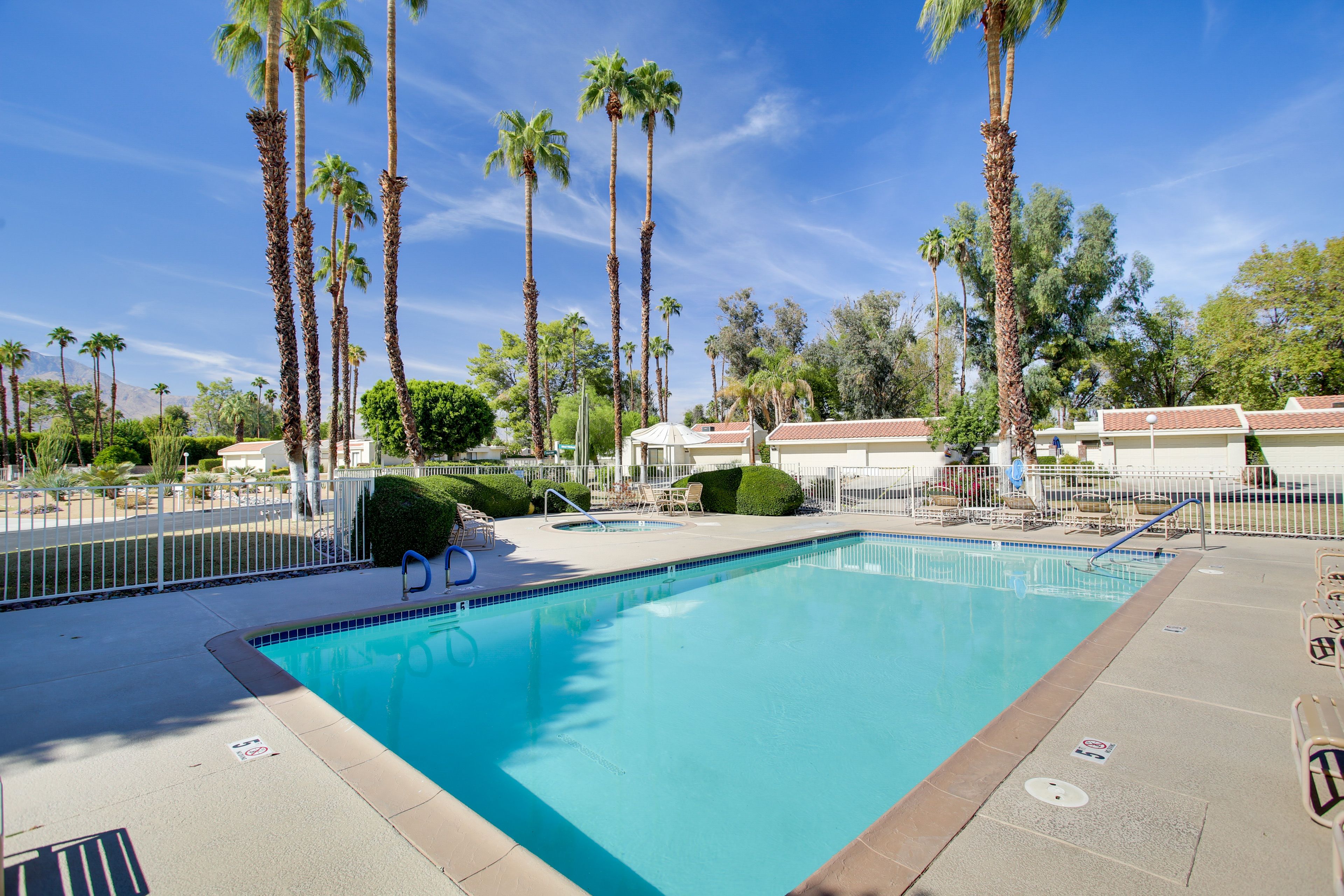 Cathedral Canyon Country Club Community Amenities