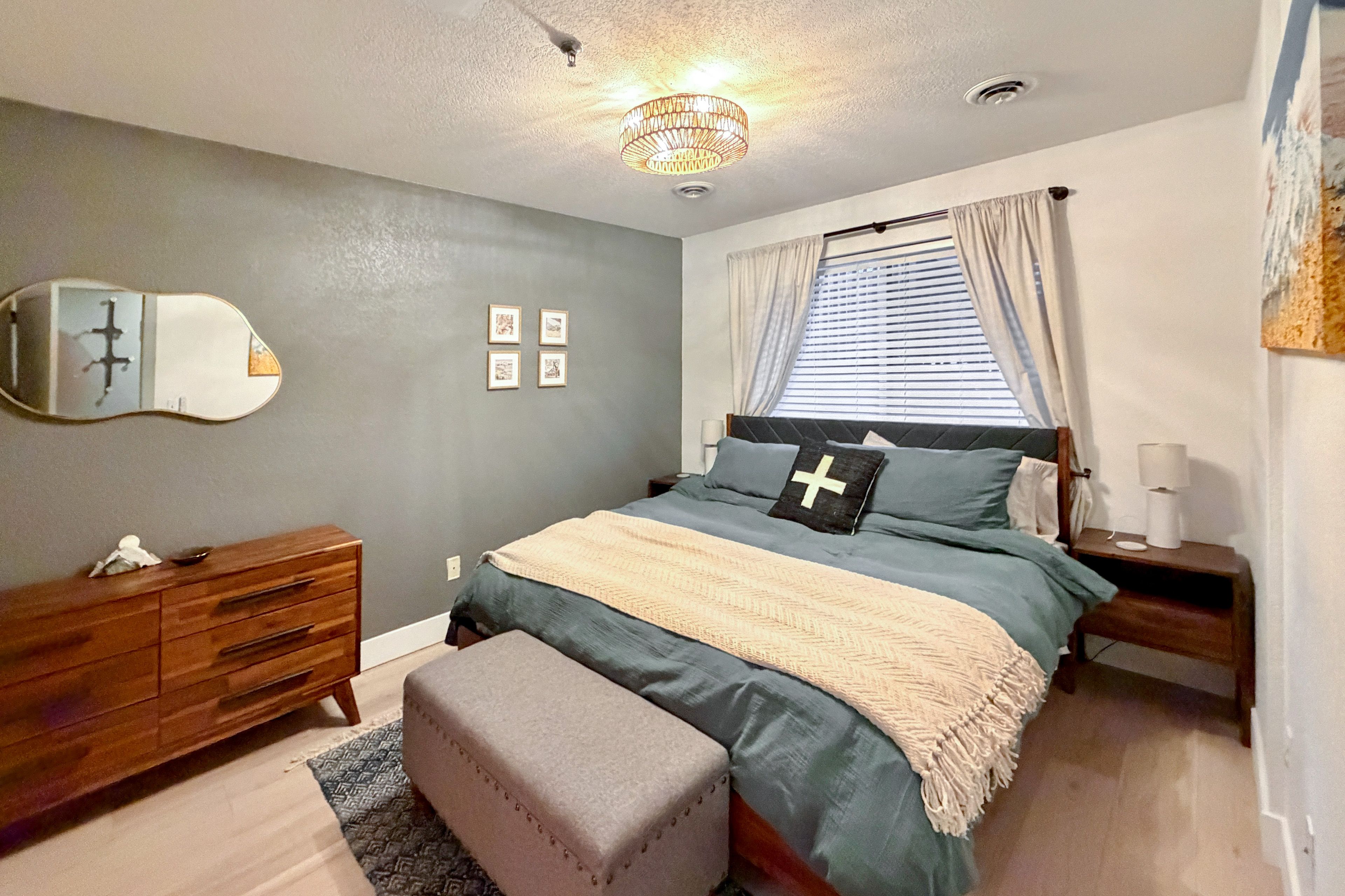 Bedroom 1 | King Bed | Linens Provided