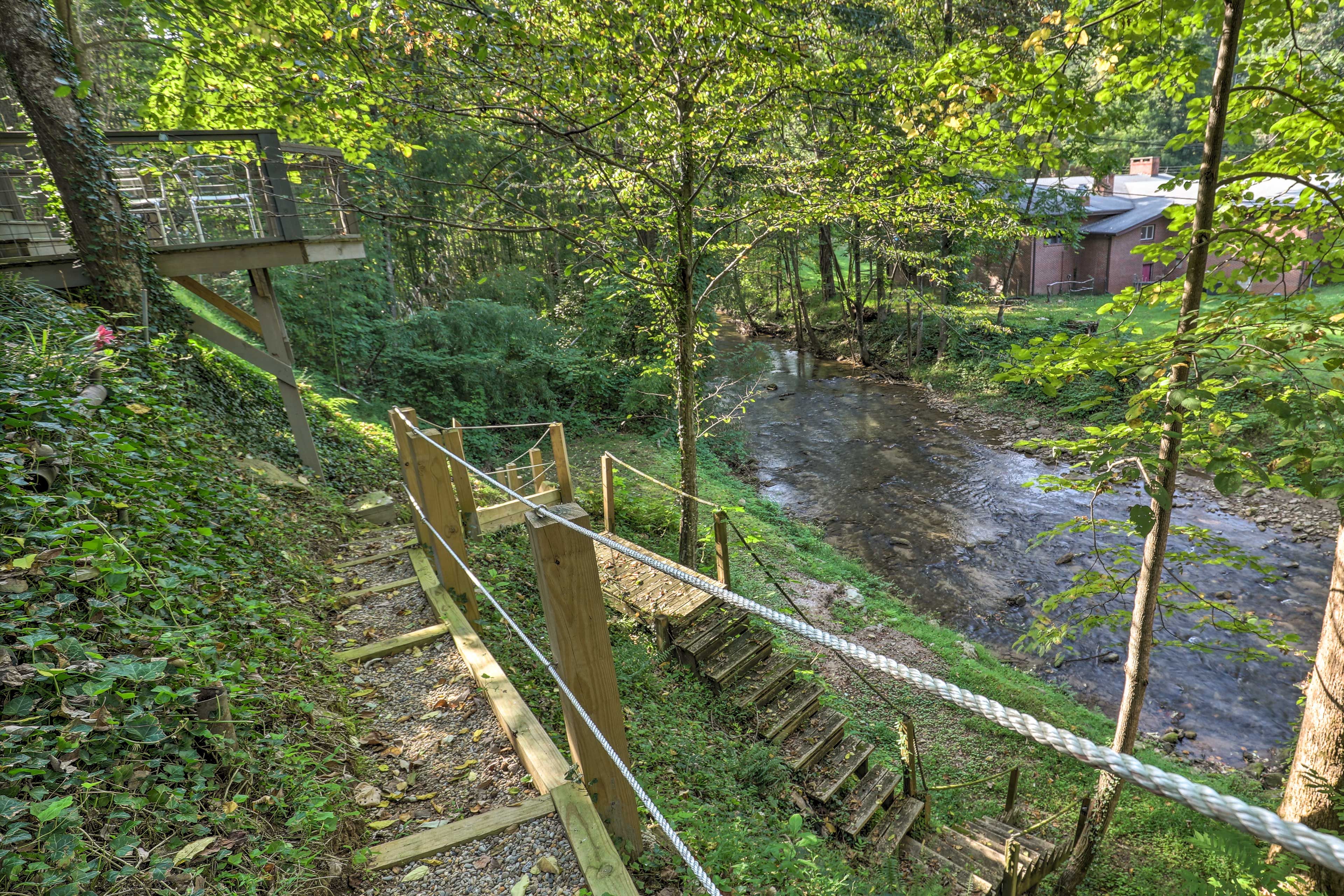 Property Exterior | Bridge to Water