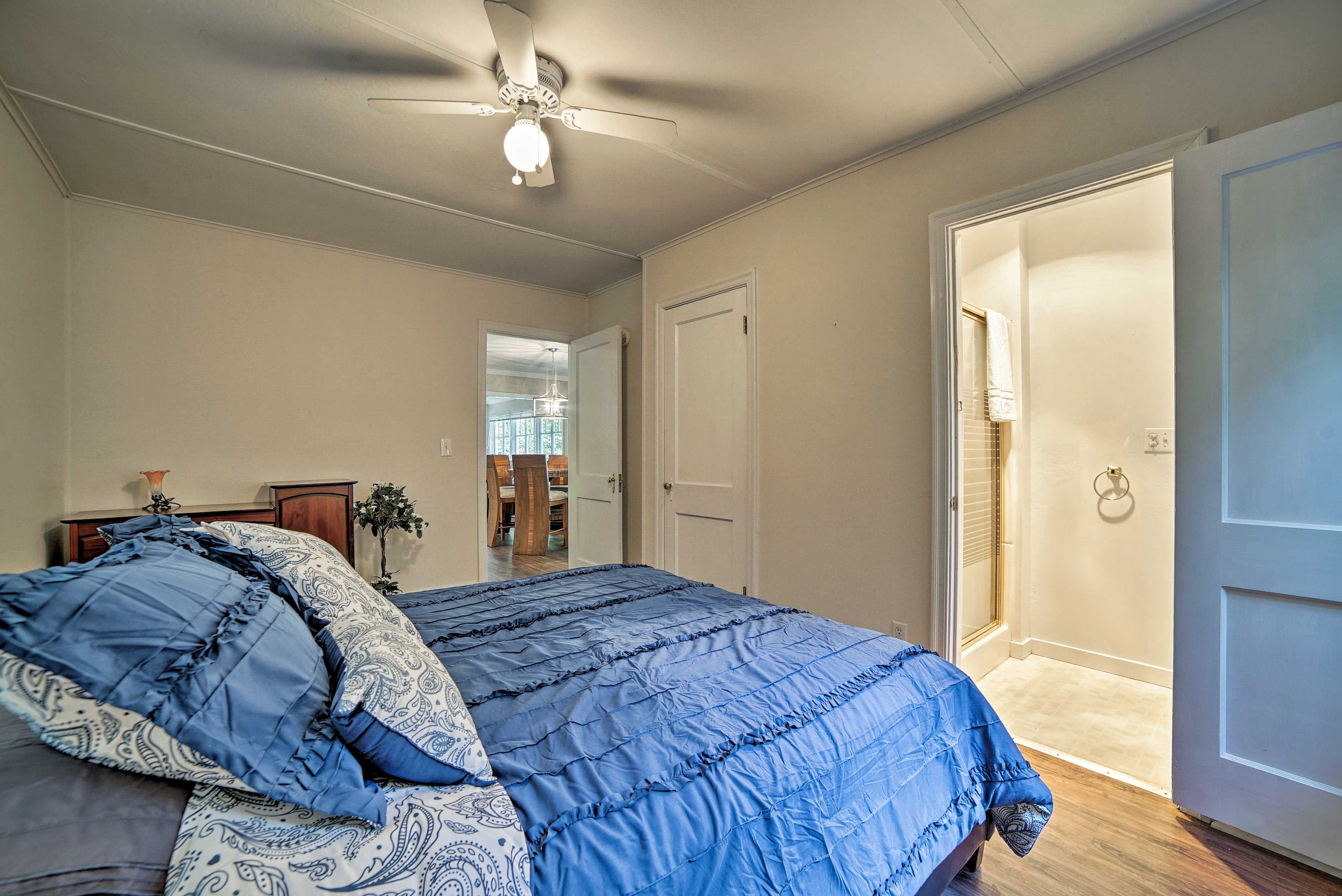 Bedroom 2 | En-Suite Bathroom