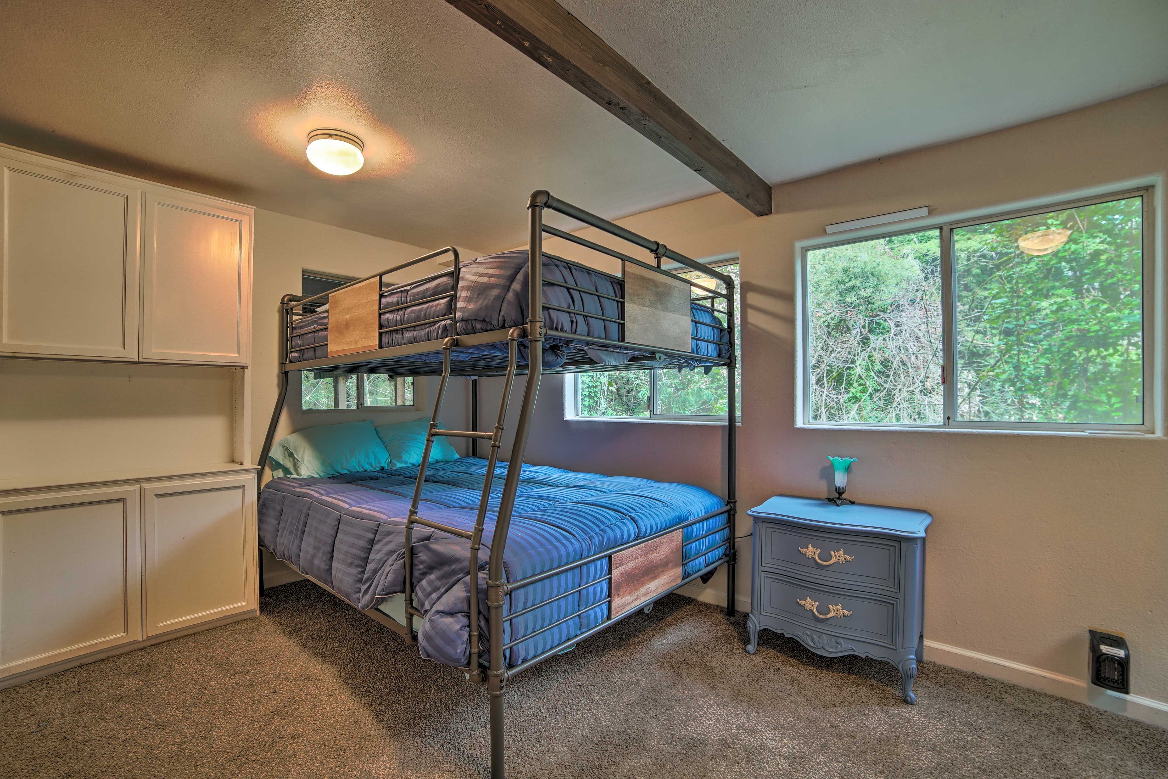 Bedroom 3 | Basement Level | Full/Queen Bunk Bed | En-Suite Bathroom