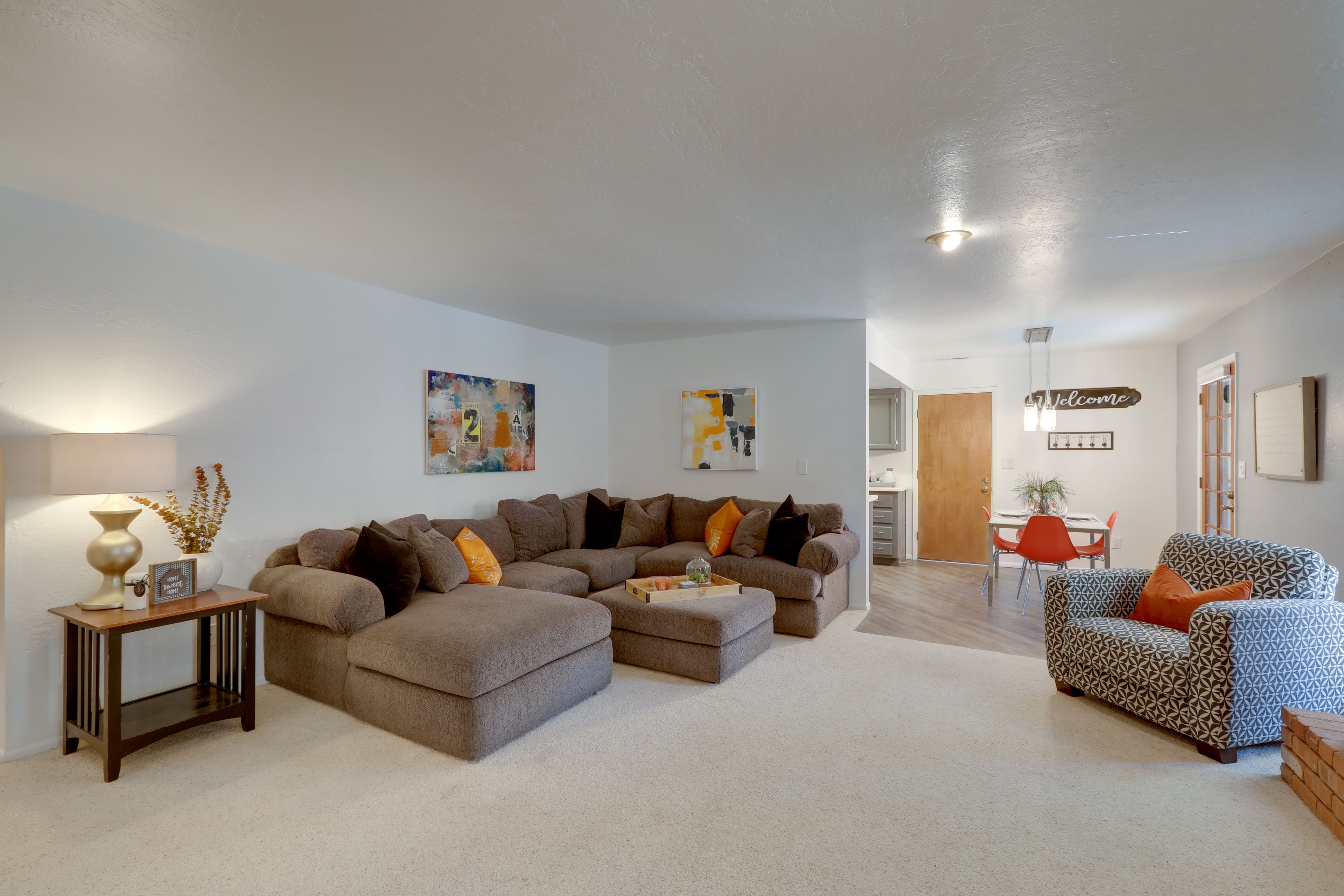 Living Room | Free WiFi