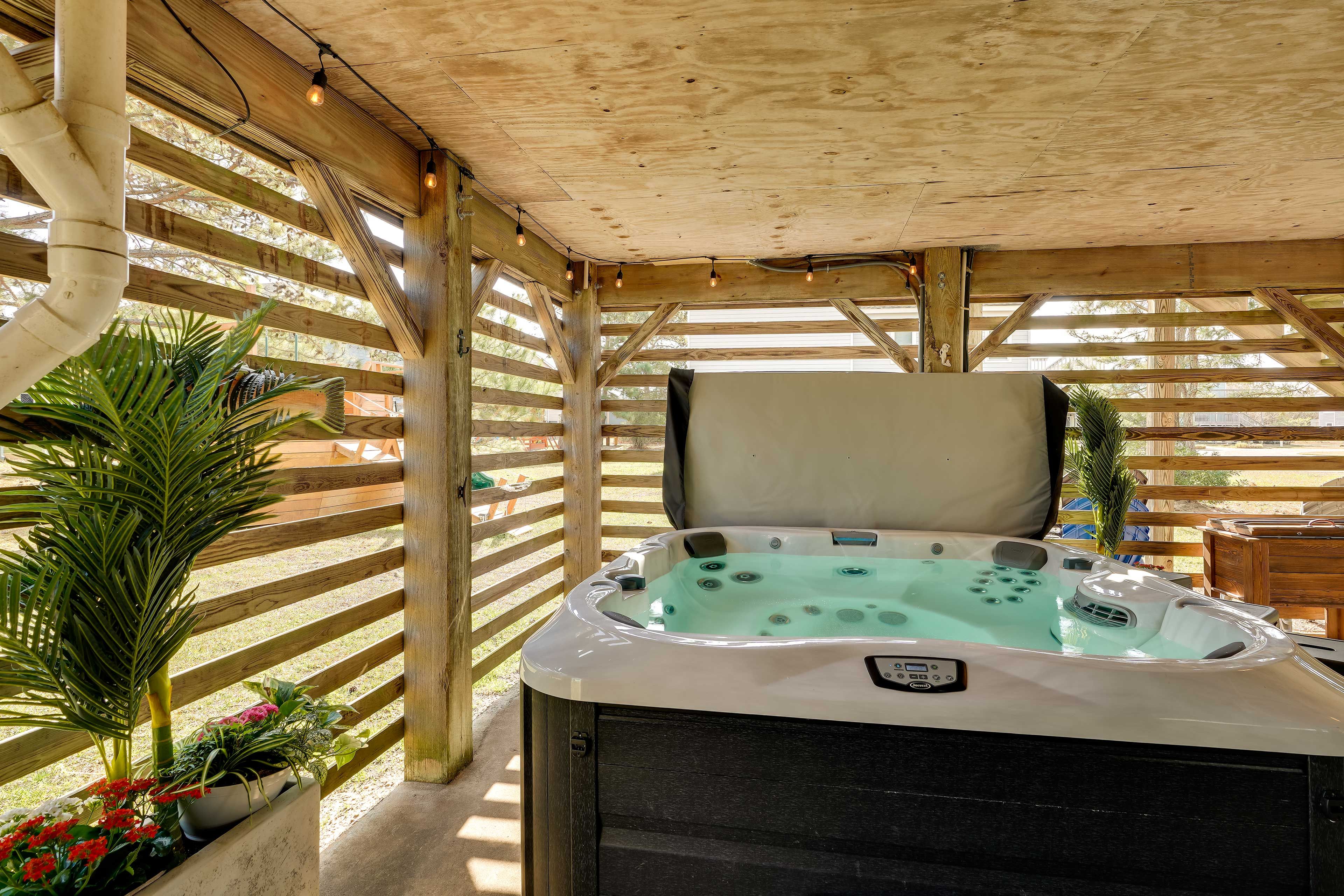 Covered Patio | Private Hot Tub | Hammock