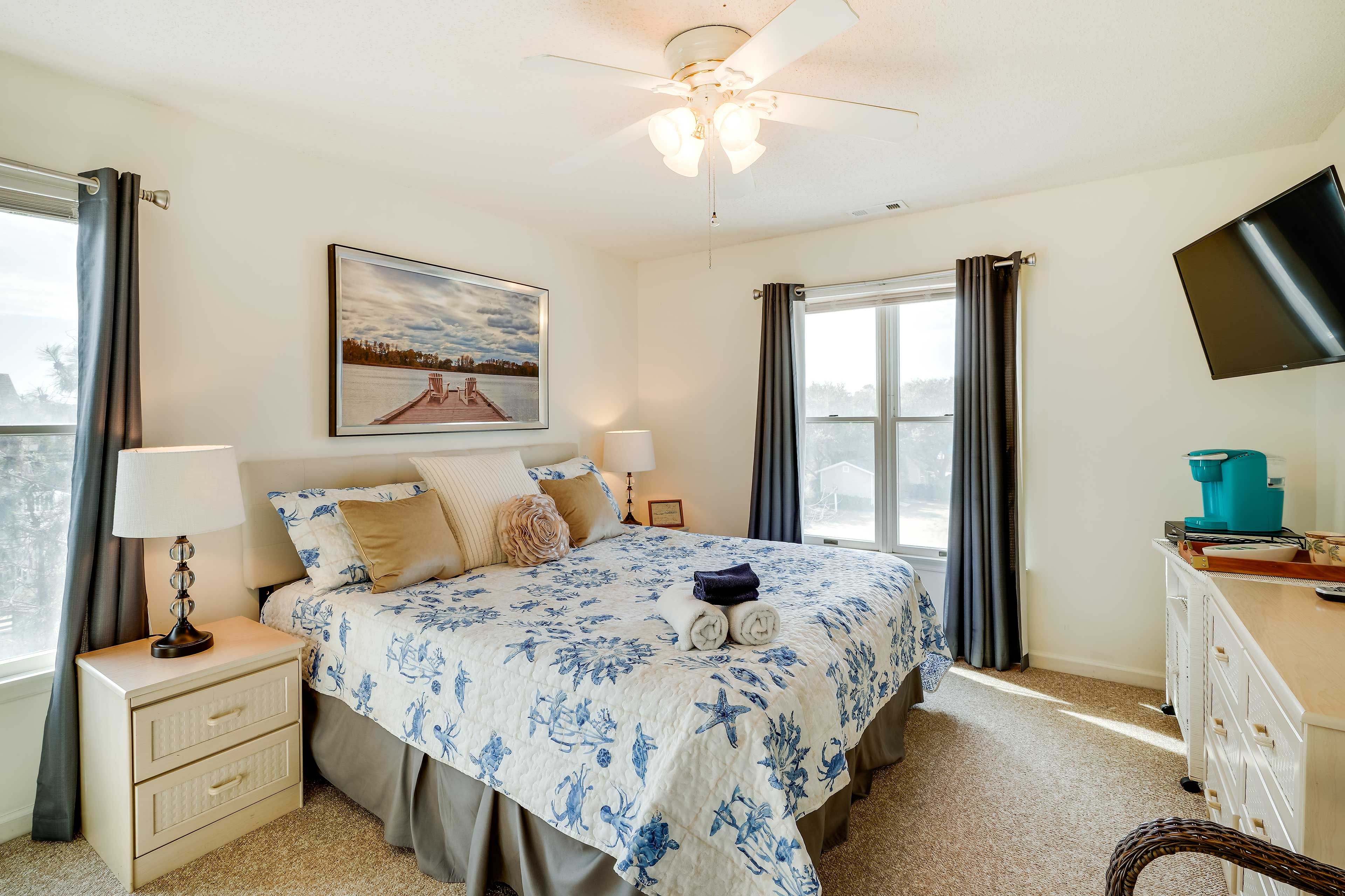 Bedroom 2 | King Bed