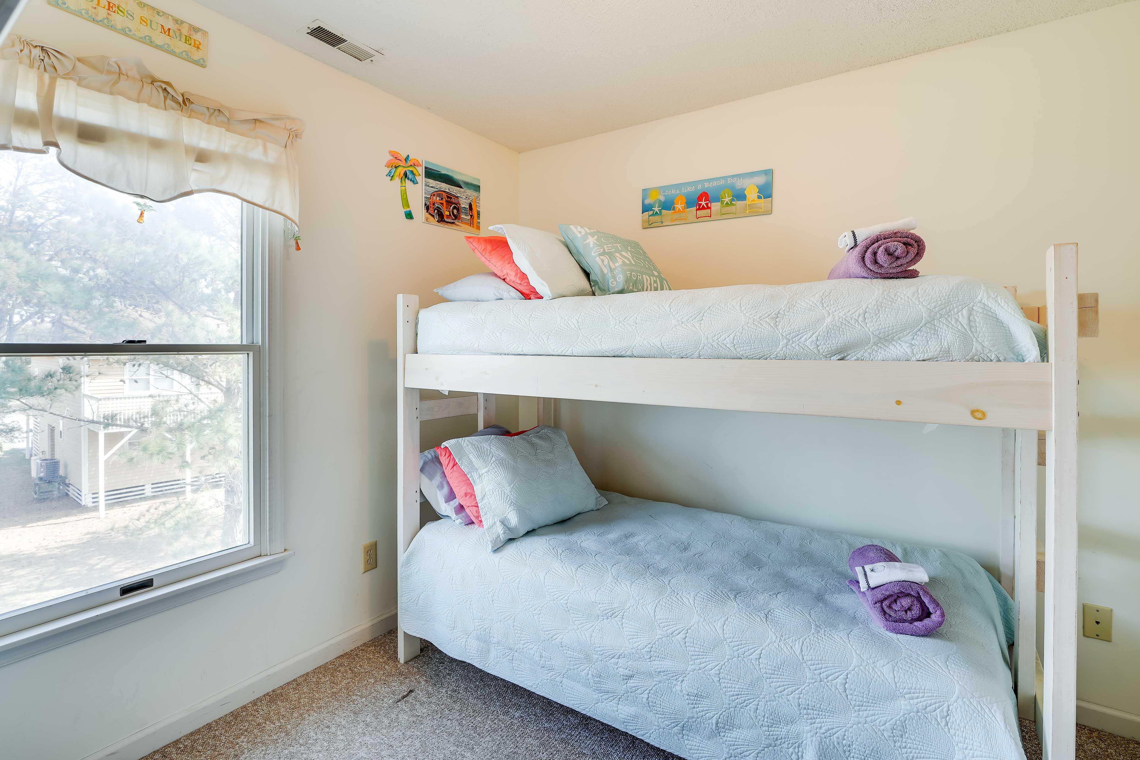 Bedroom 4 | Twin Bunk Bed