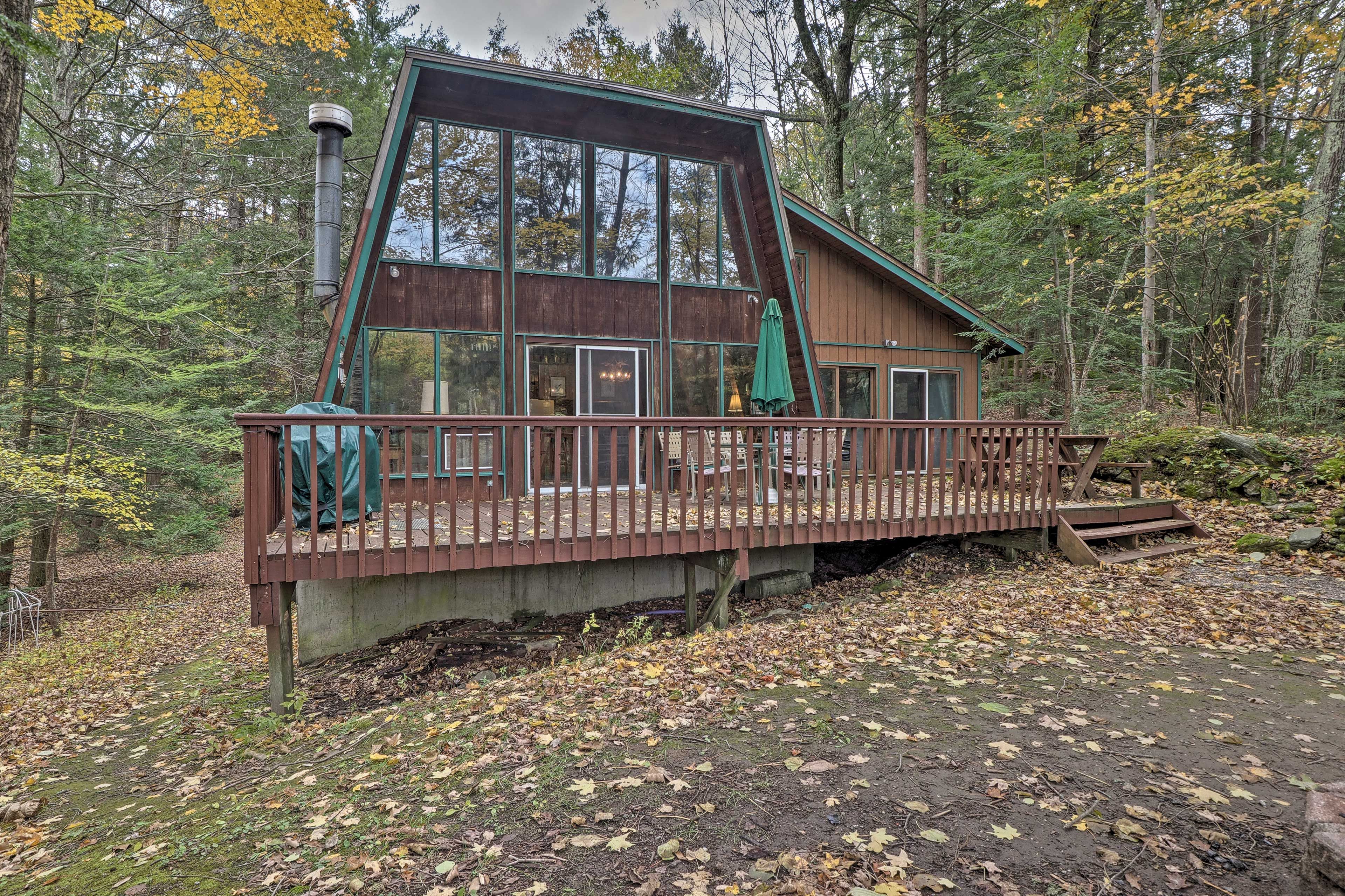 Exterior | Private Deck w/ Gas Grill